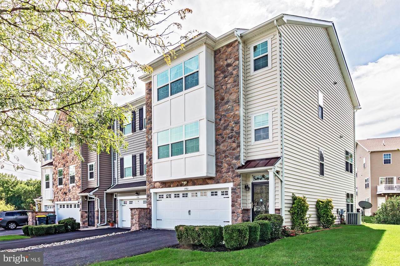 792 Jacobsen Circle - Photo 1