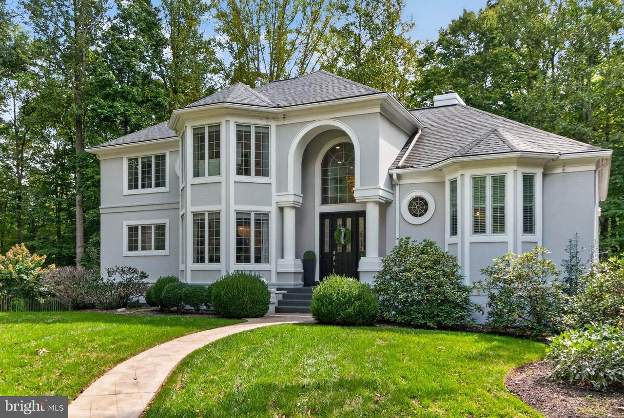 7529 Cannon Fort Drive - Photo 1