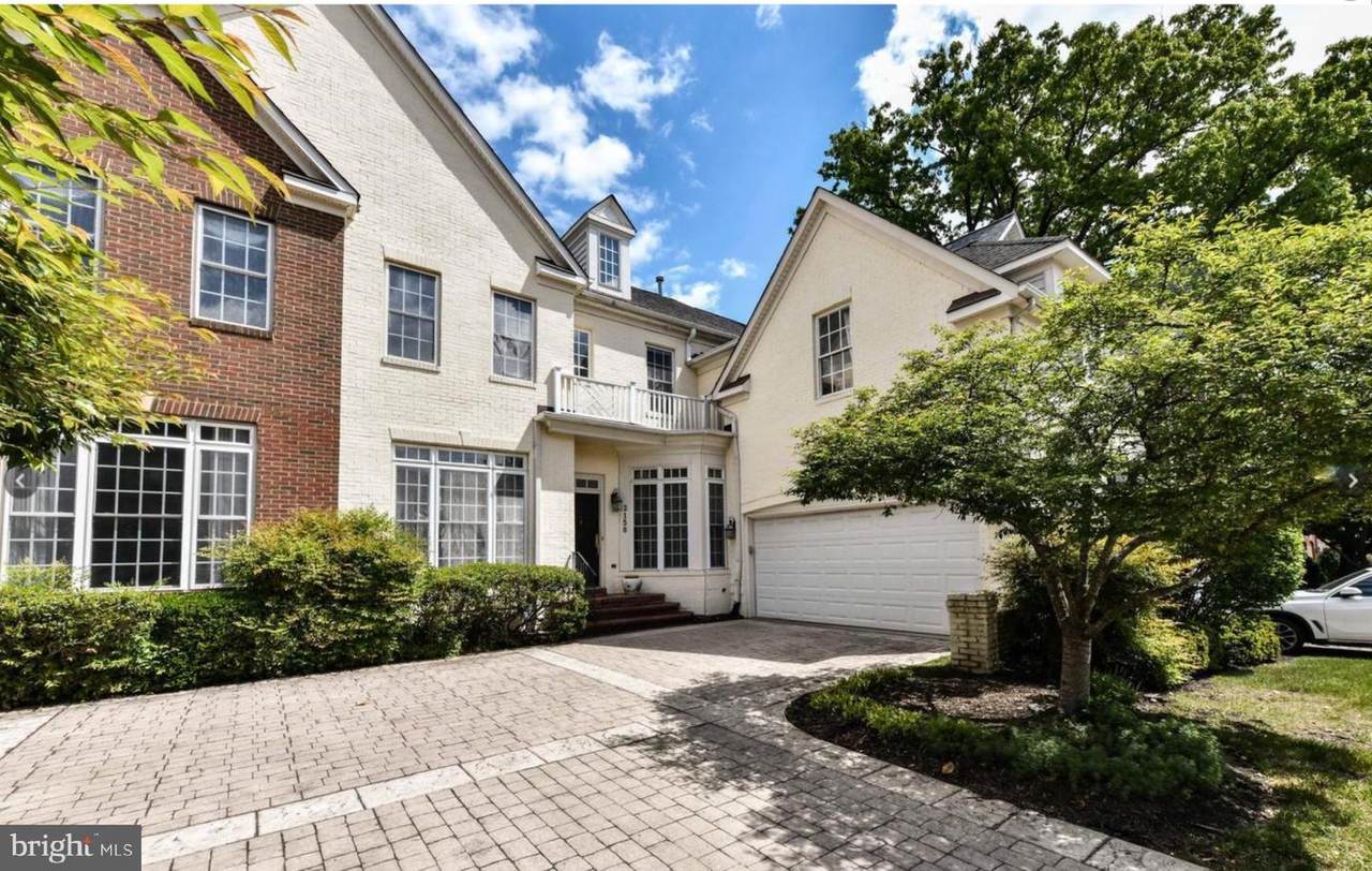 2158 Harithy Drive - Photo 1