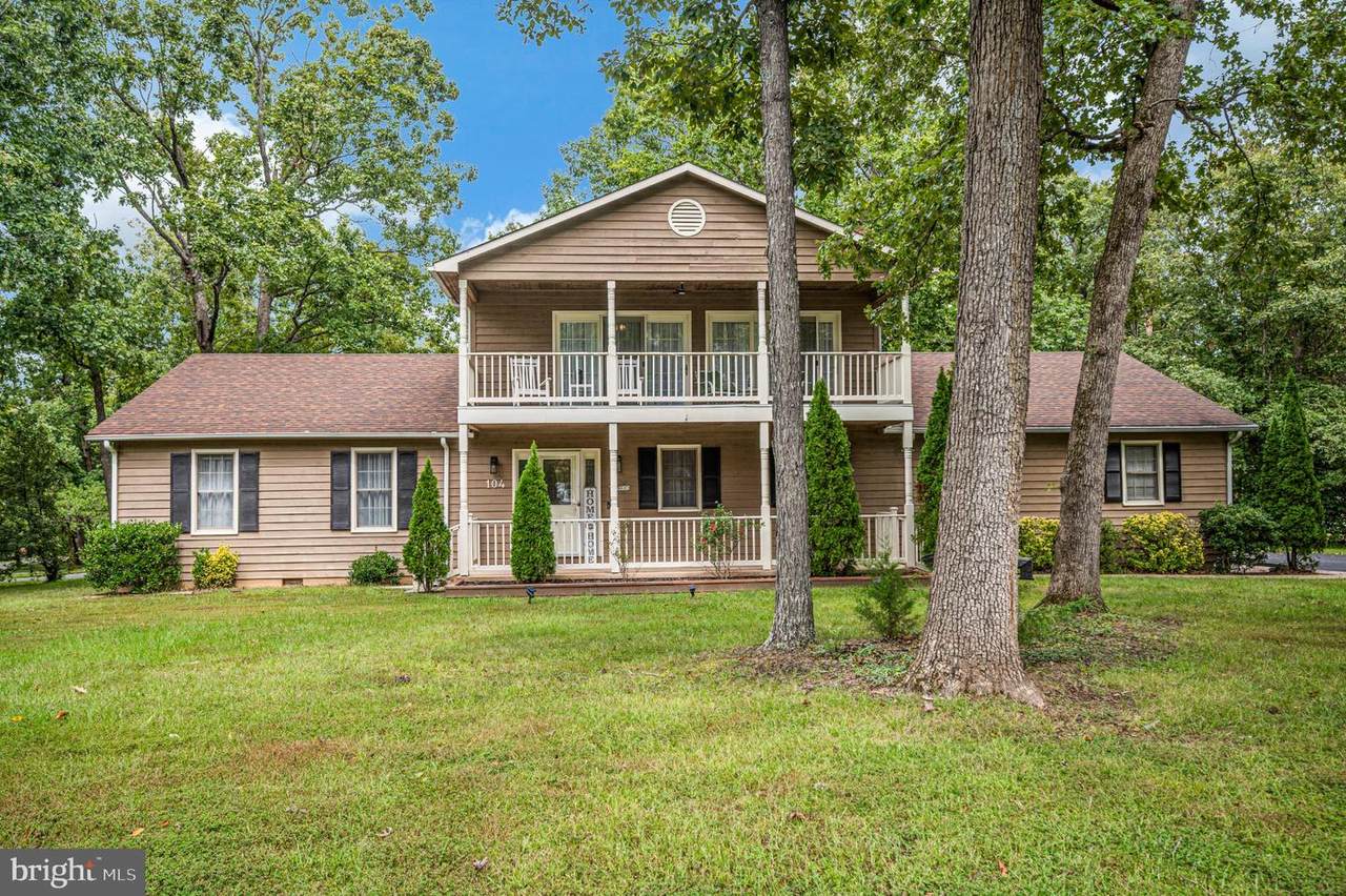 104 Freedom Road - Photo 1