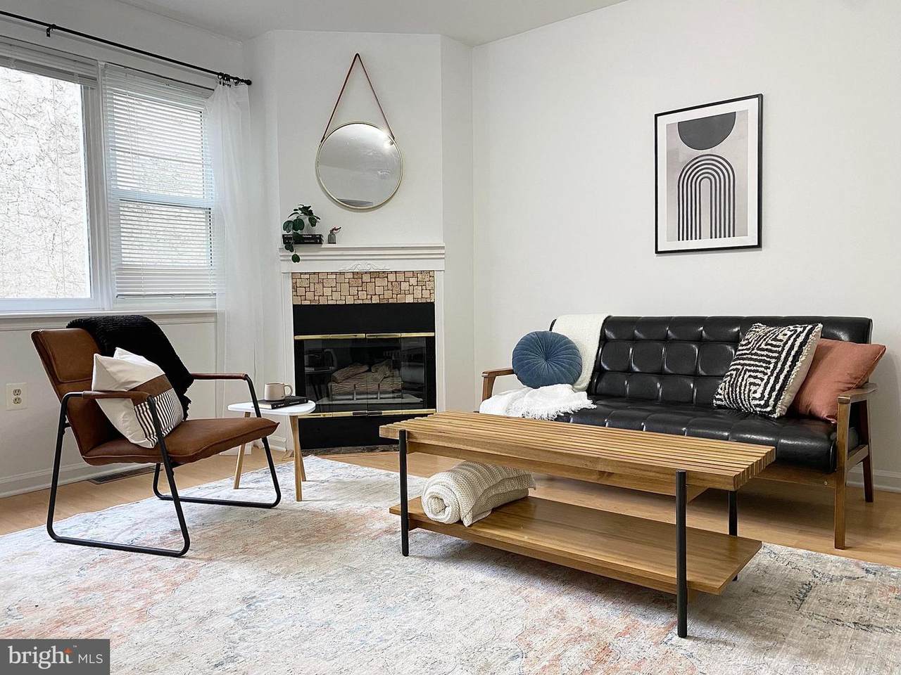 1231 Kater Street - Photo 1