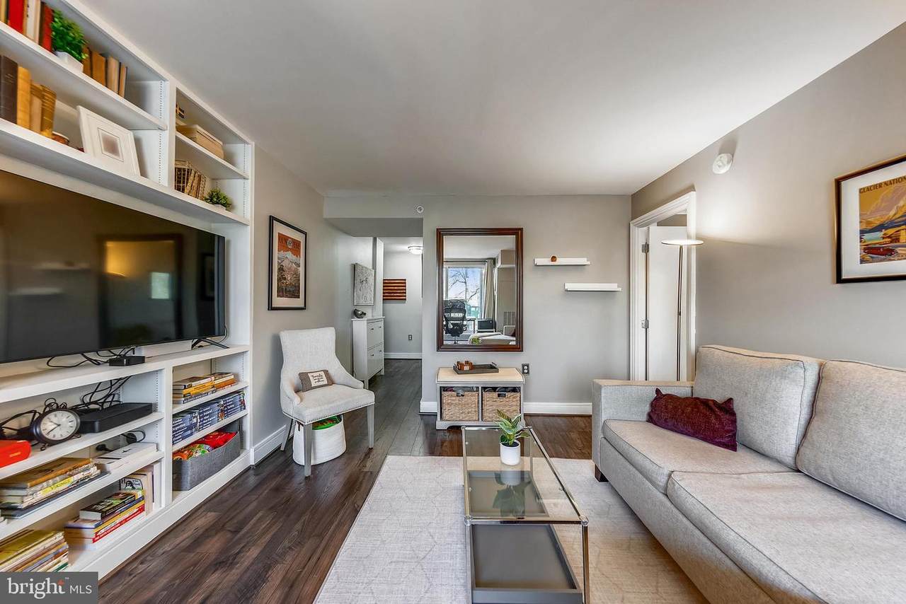800 4TH Street - Photo 1