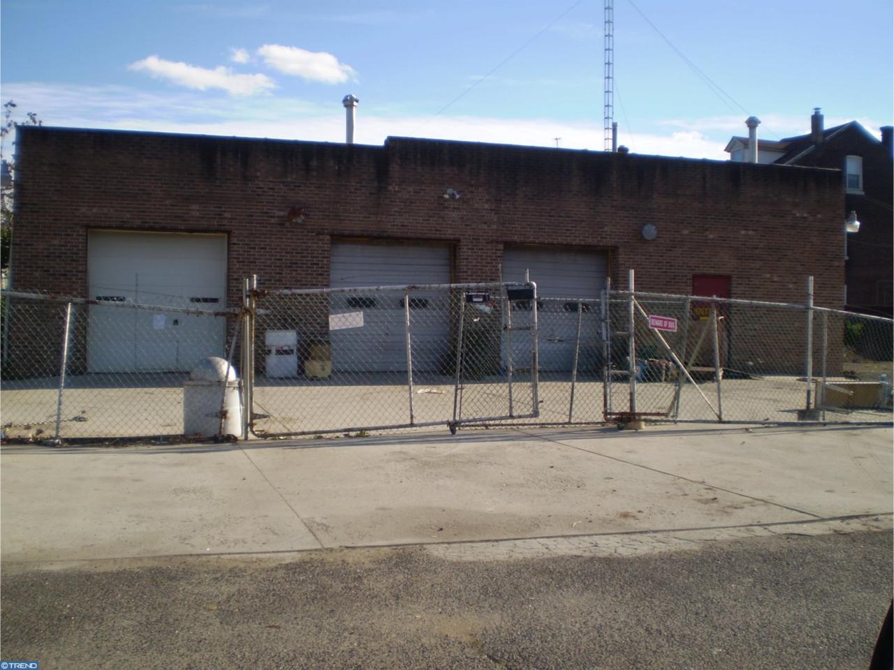 30-42 Olden Avenue - Photo 1