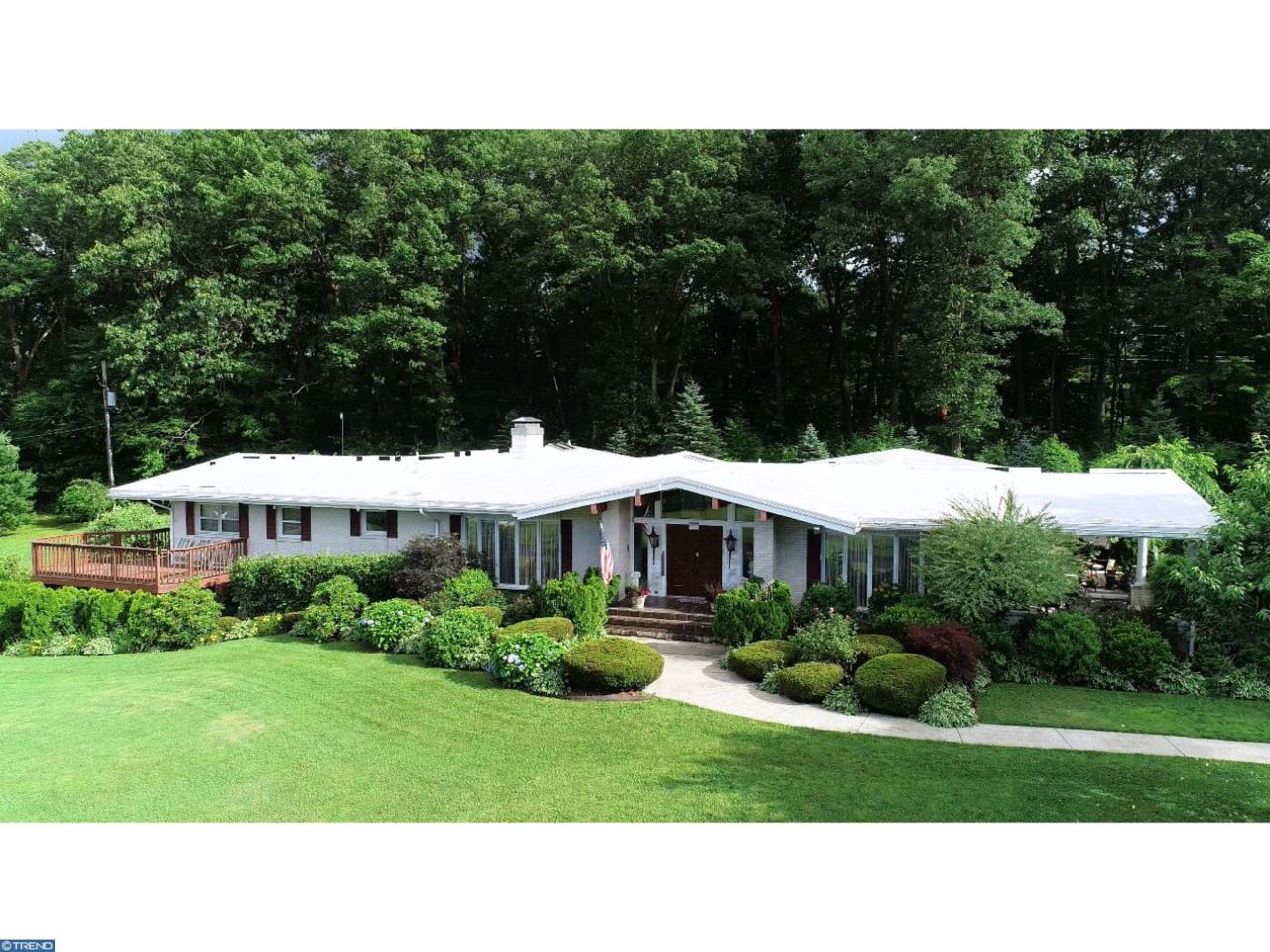 11 Oak Terrace - Photo 1