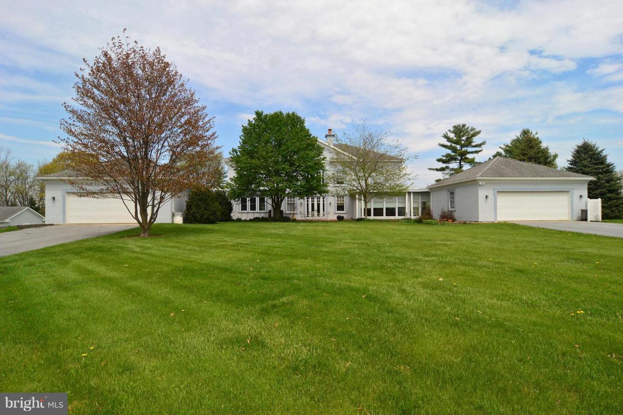 8 Palatine Place - Photo 1