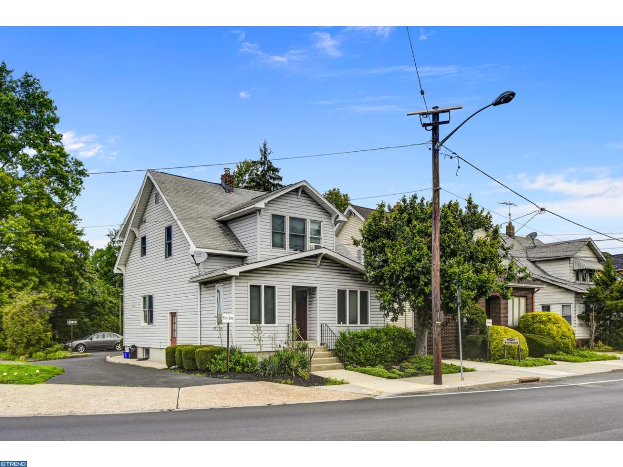 1549 Brunswick Avenue - Photo 1