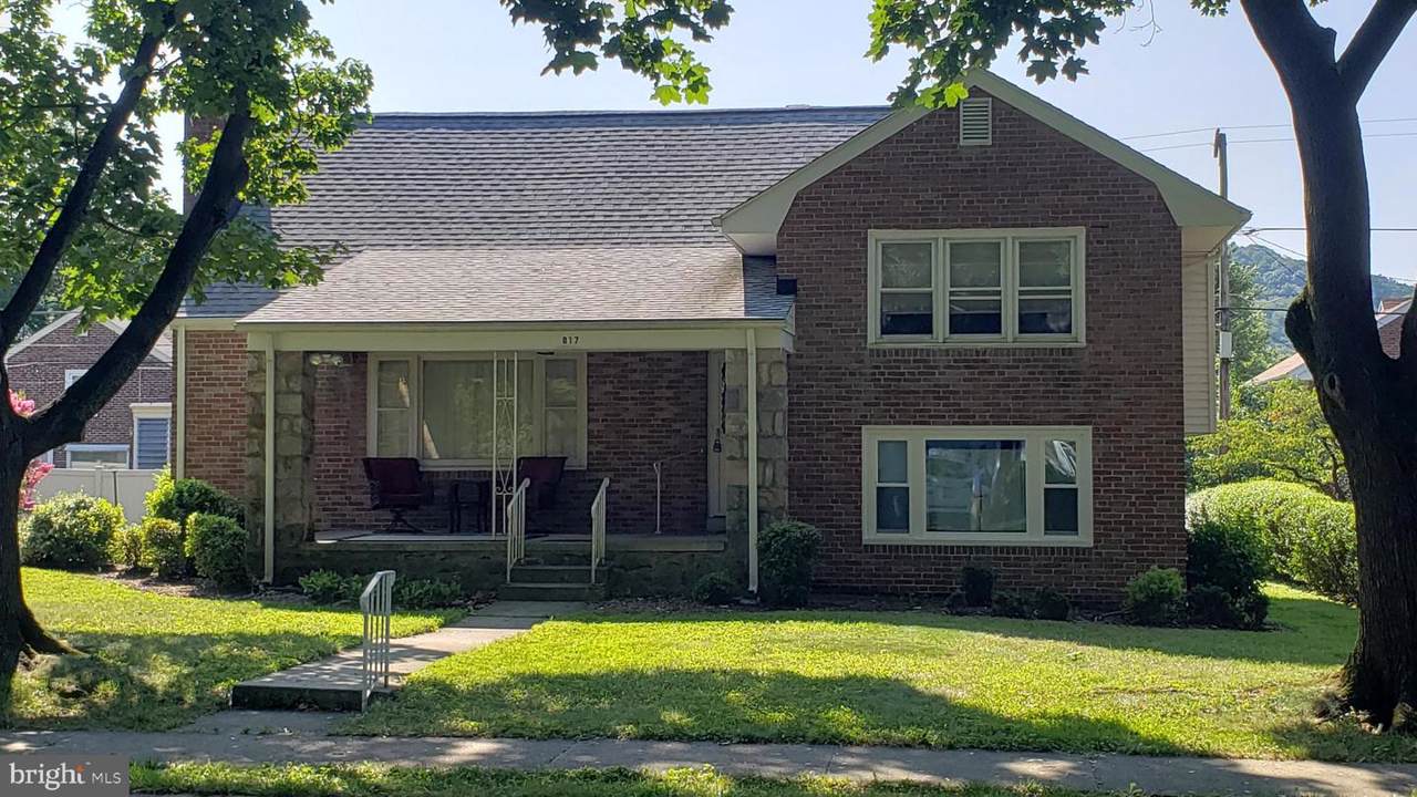 817 Brighton Avenue - Photo 1