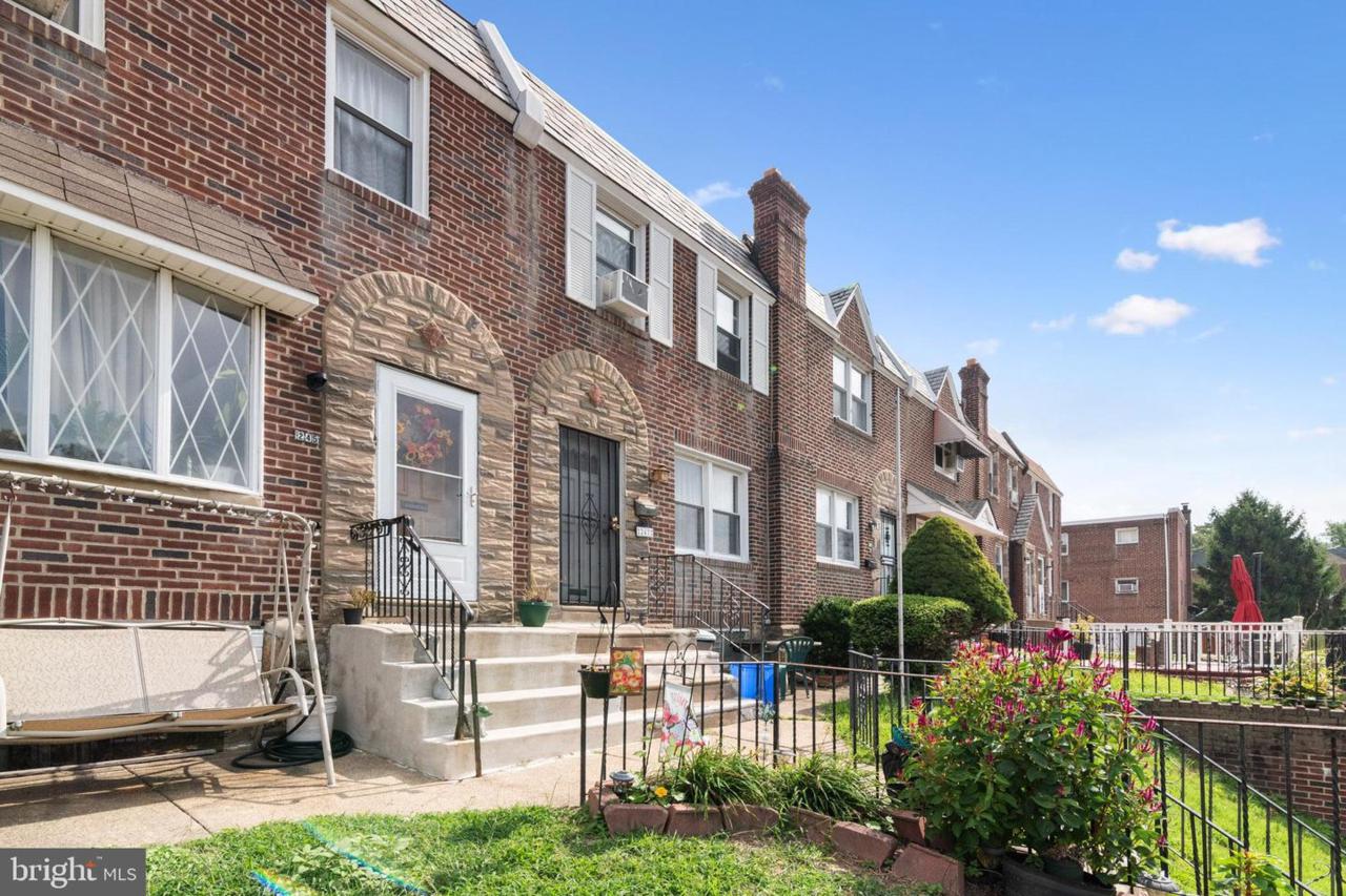 245 Higbee Street - Photo 1