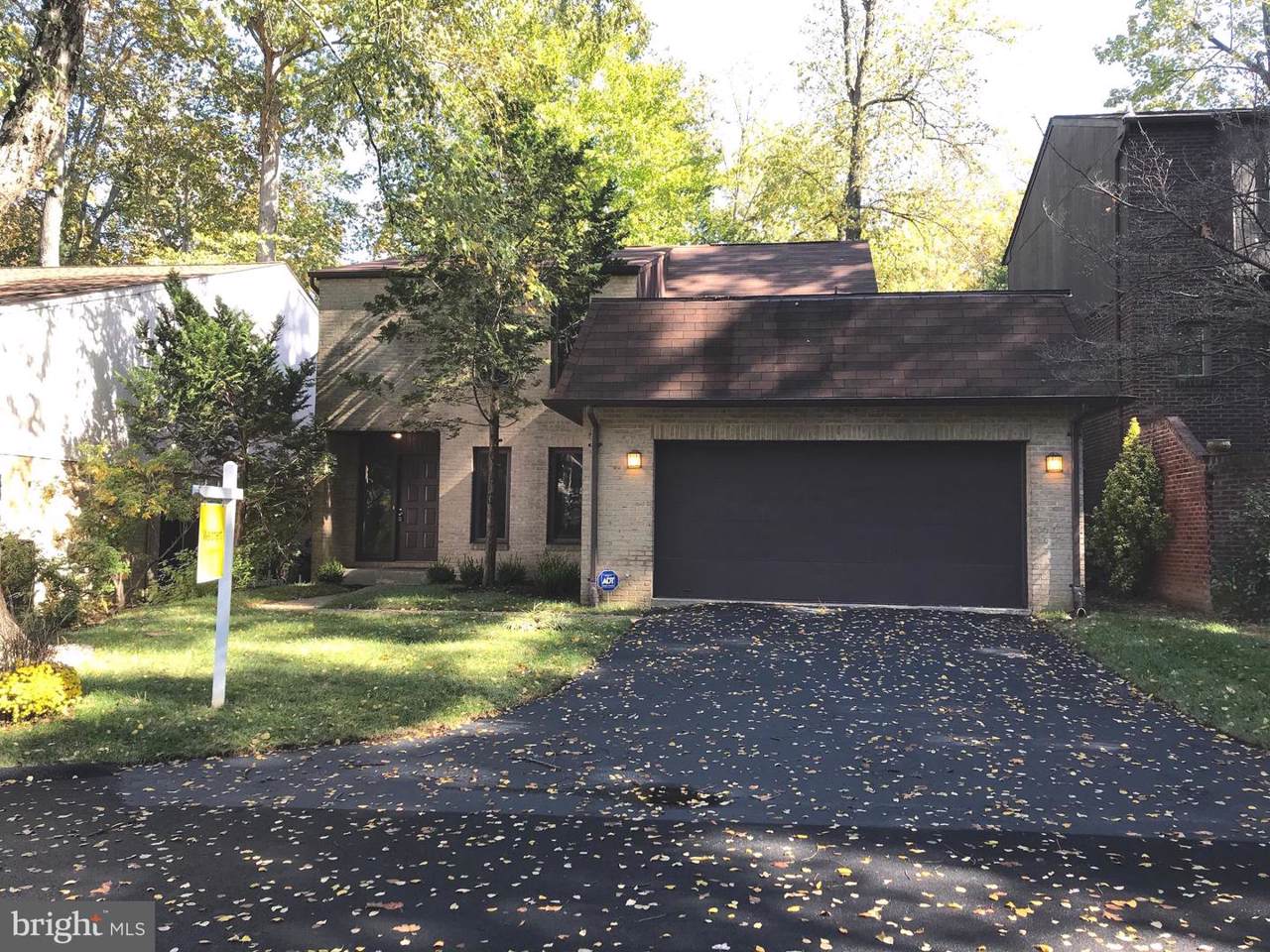 3506 Redwood Court - Photo 1