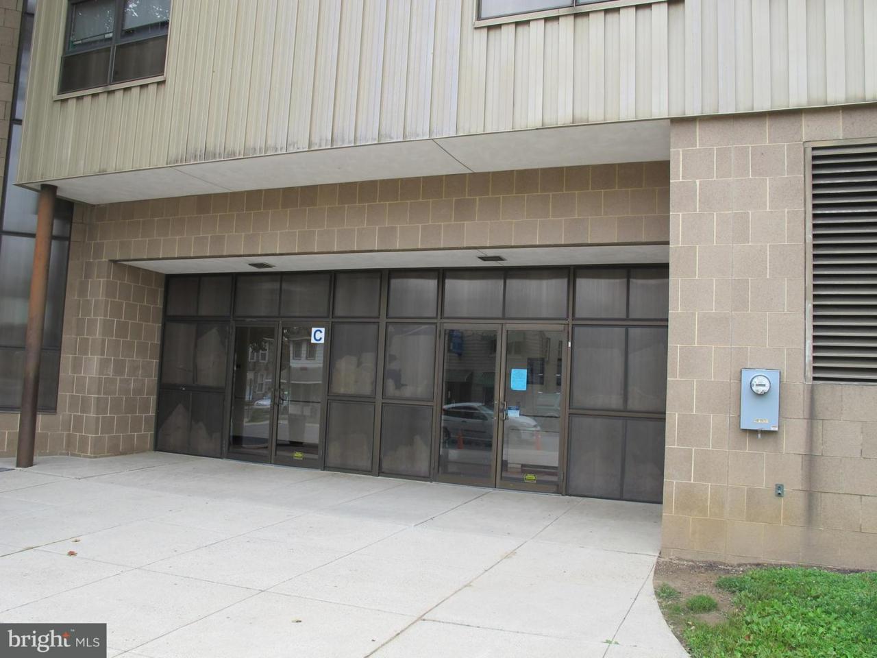 900 Maple Street - Photo 1