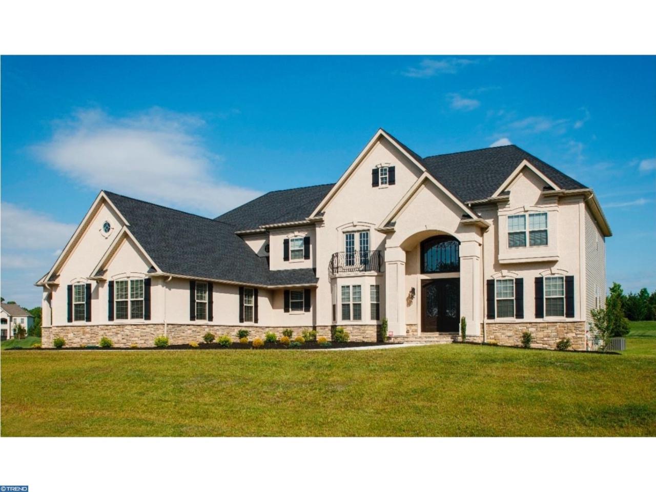126 Joanne Court - Photo 1