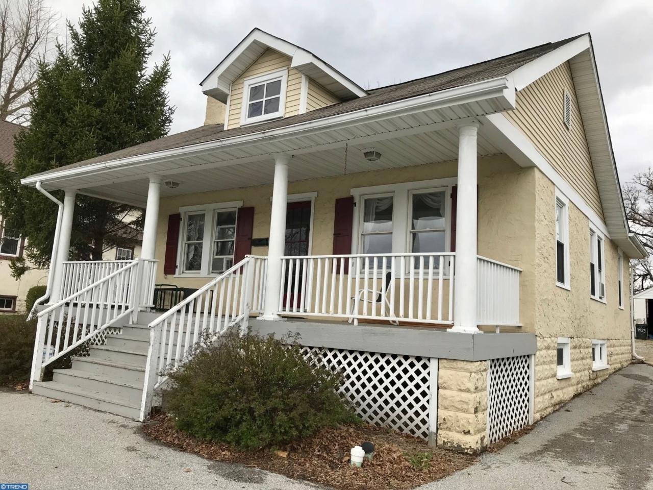833 West Chester Pike - Photo 1
