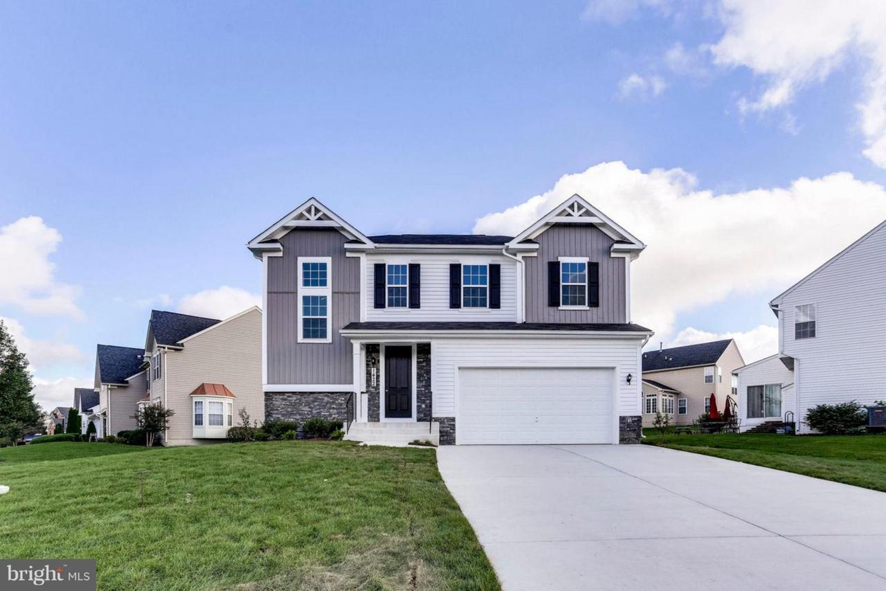 1422 Ramblewood Drive - Photo 1