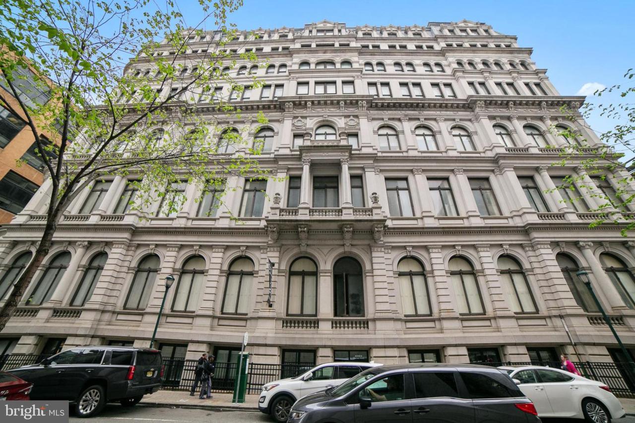 1001-13 Chestnut Street - Photo 1