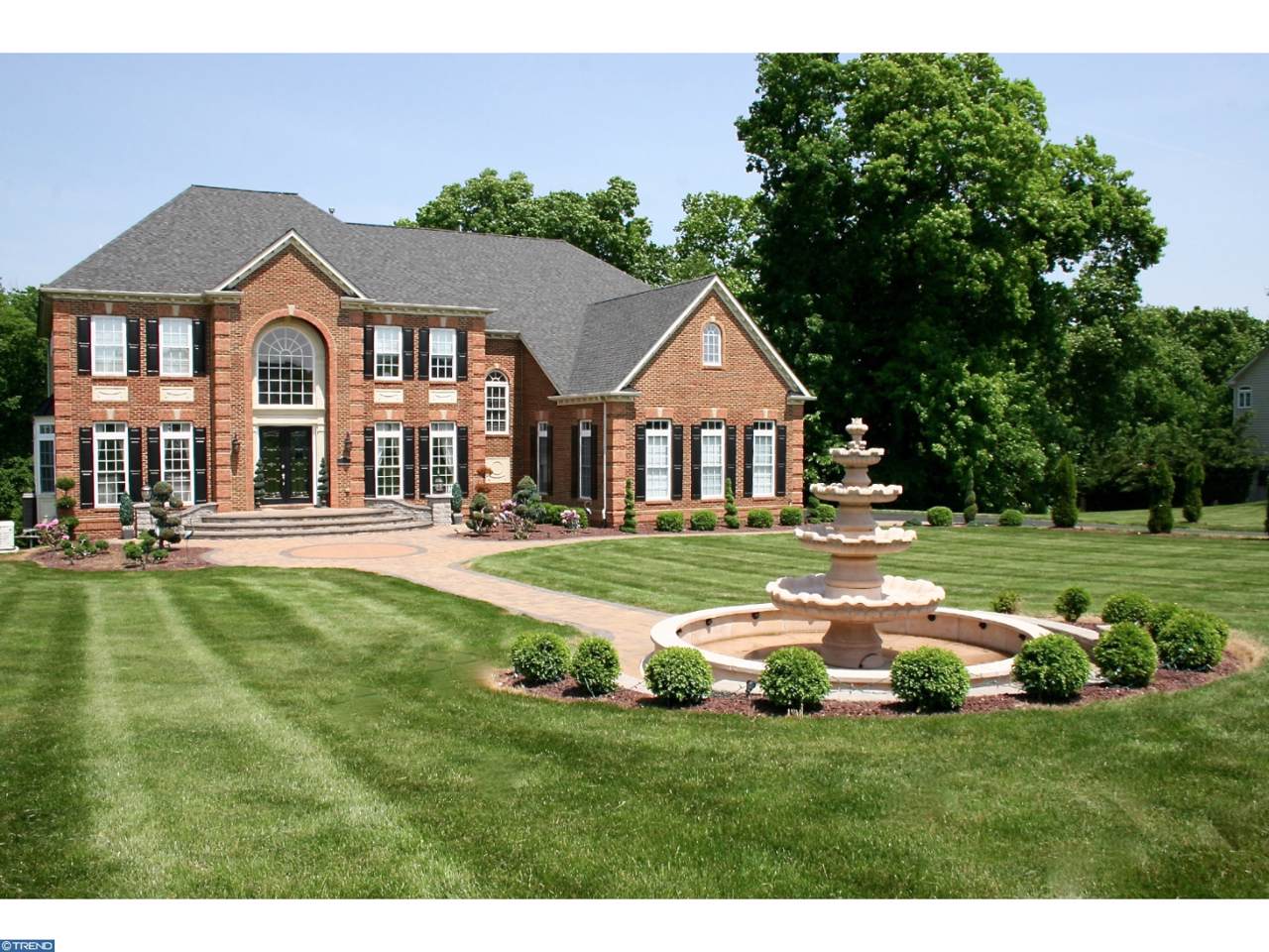 145 Parsons Lane - Photo 1