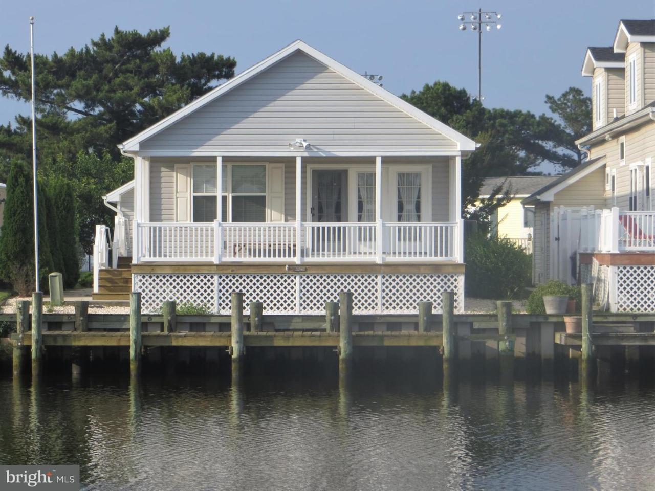 104 Seabreeze Drive - Photo 1