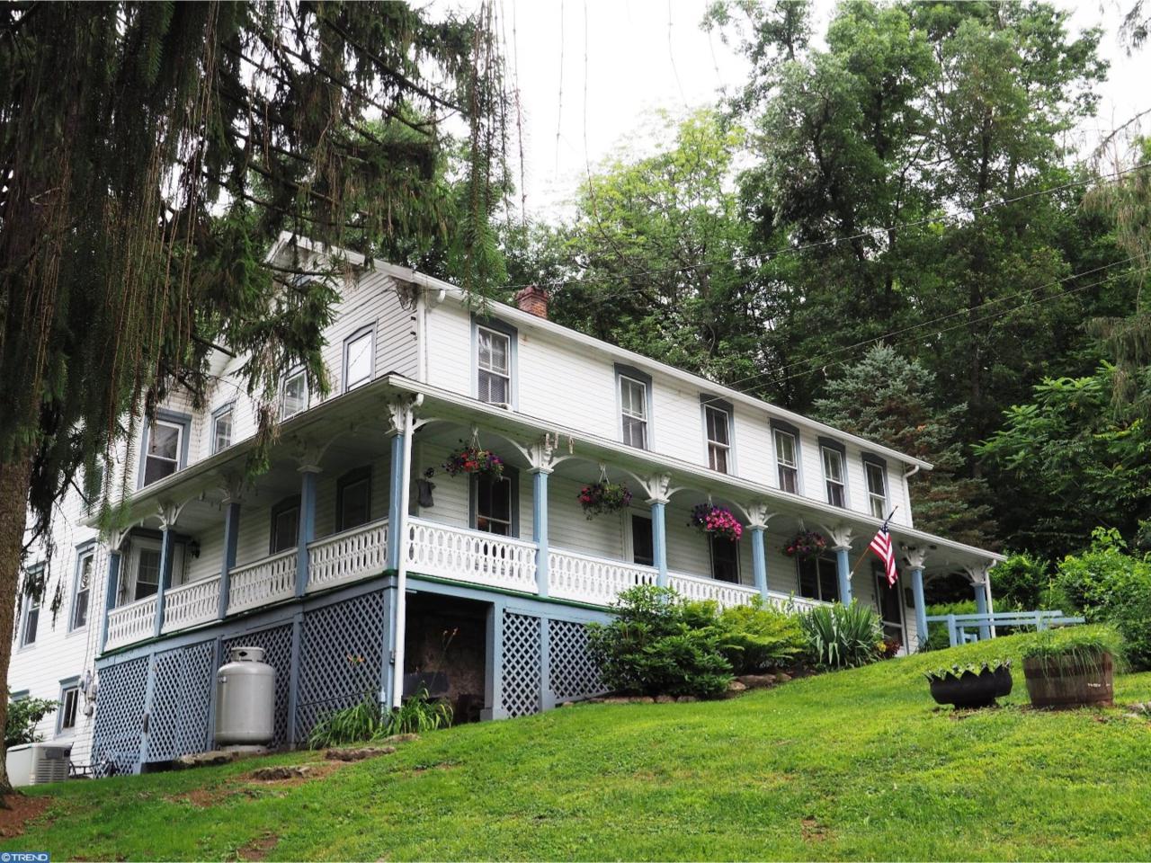 1227 Valley Road - Photo 1