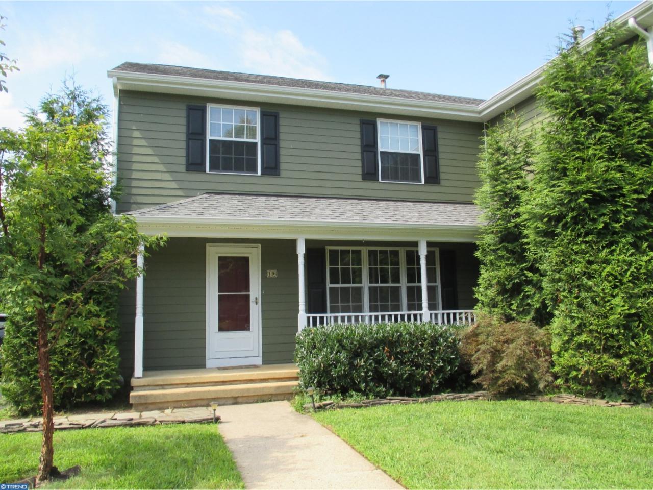 10 Eaton Place - Photo 1