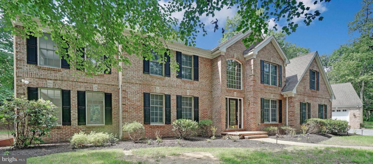 1109 Winding Drive - Photo 1