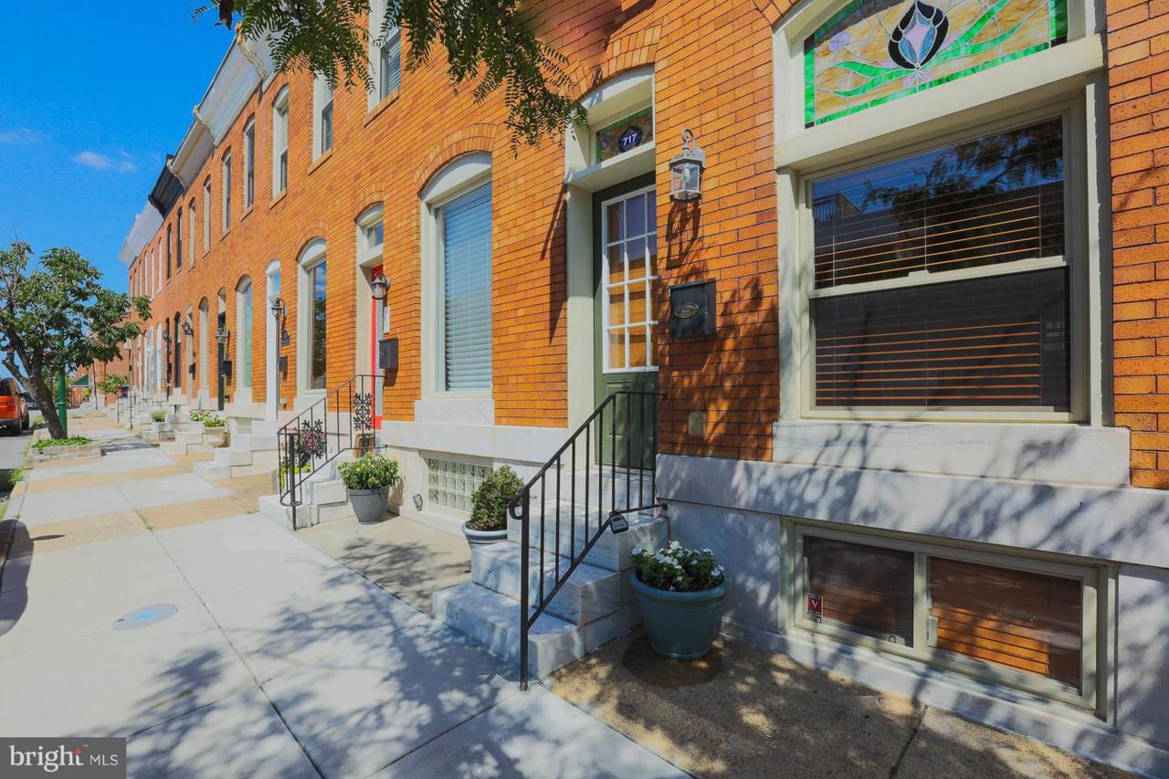 717 Curley Street - Photo 1
