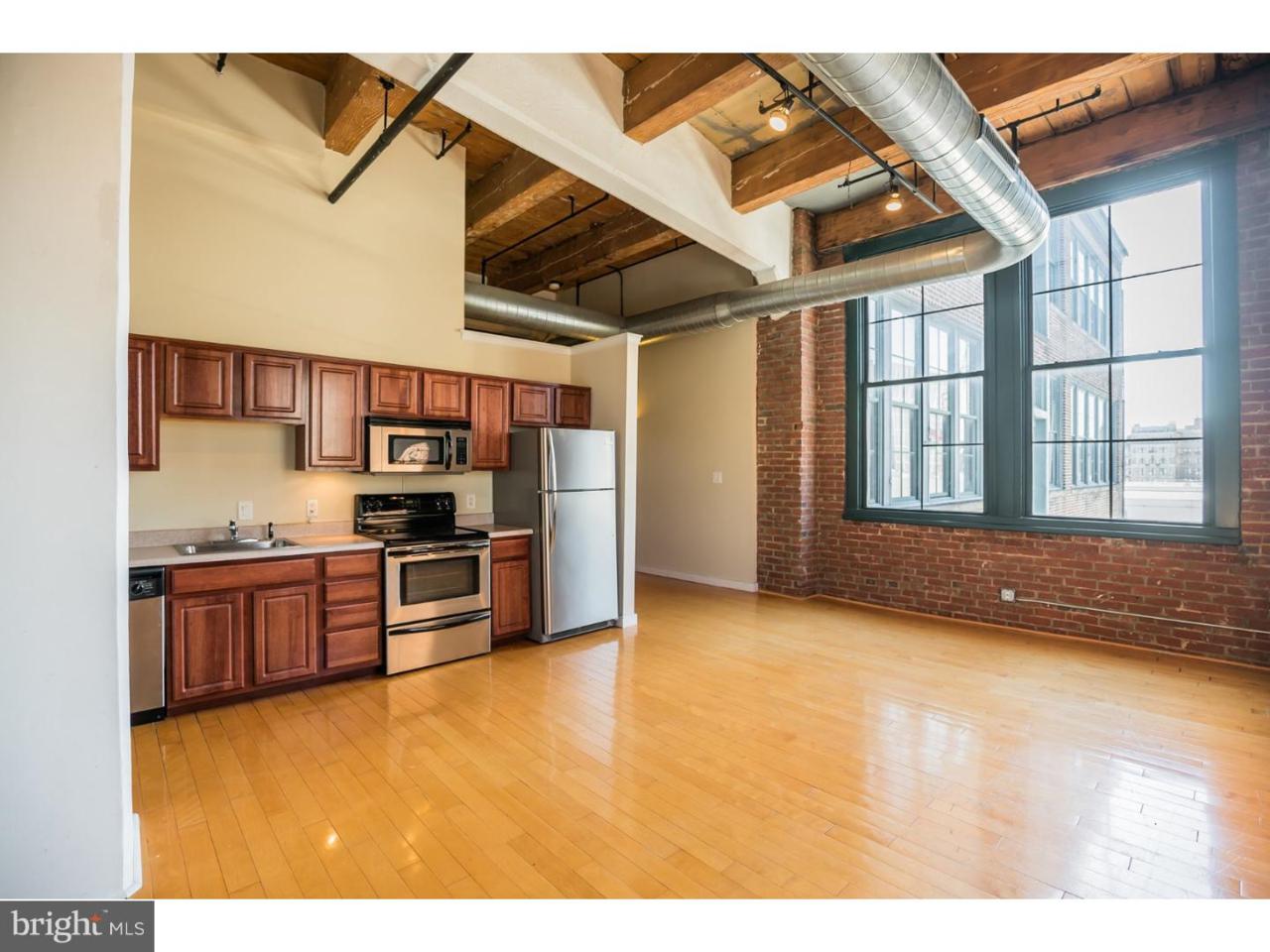 1010 Arch Street - Photo 1