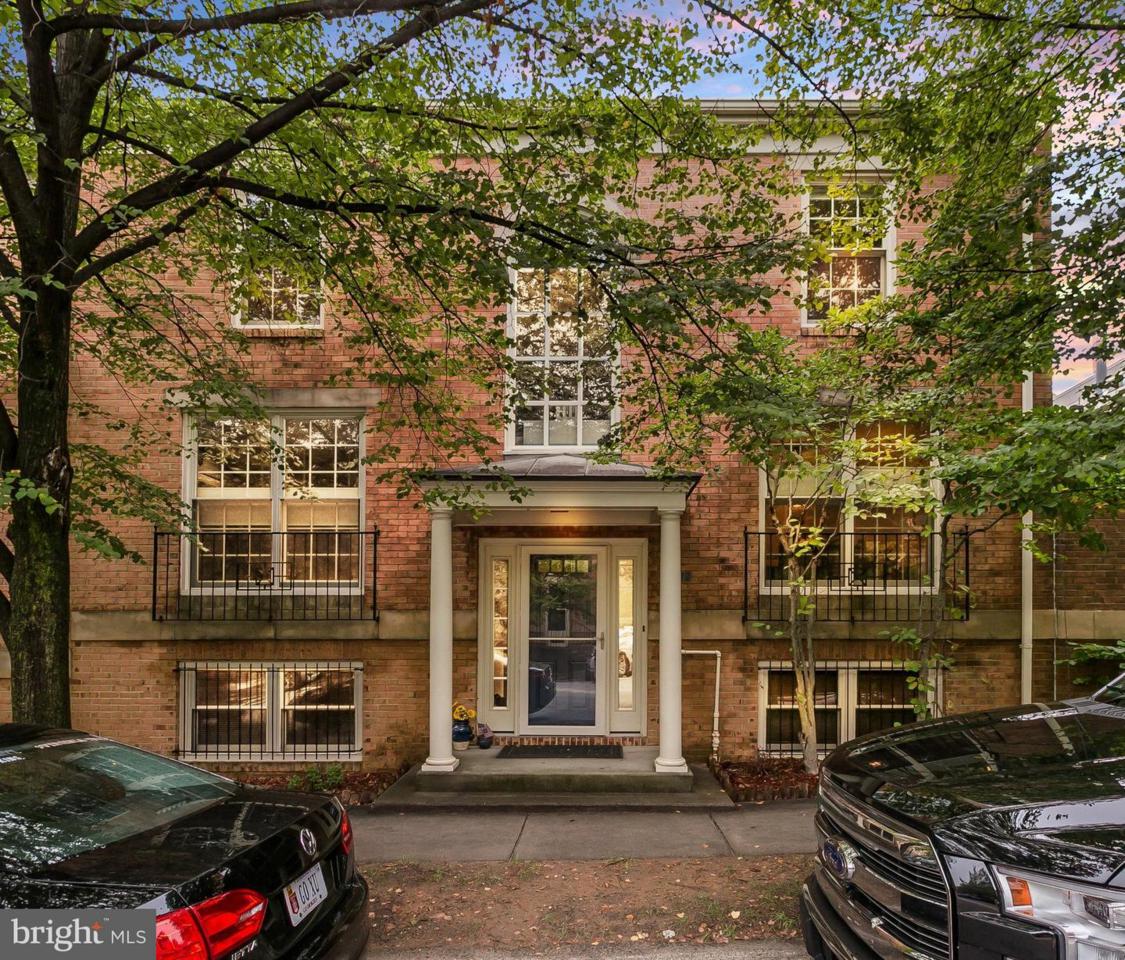1202 Linwood Avenue - Photo 1