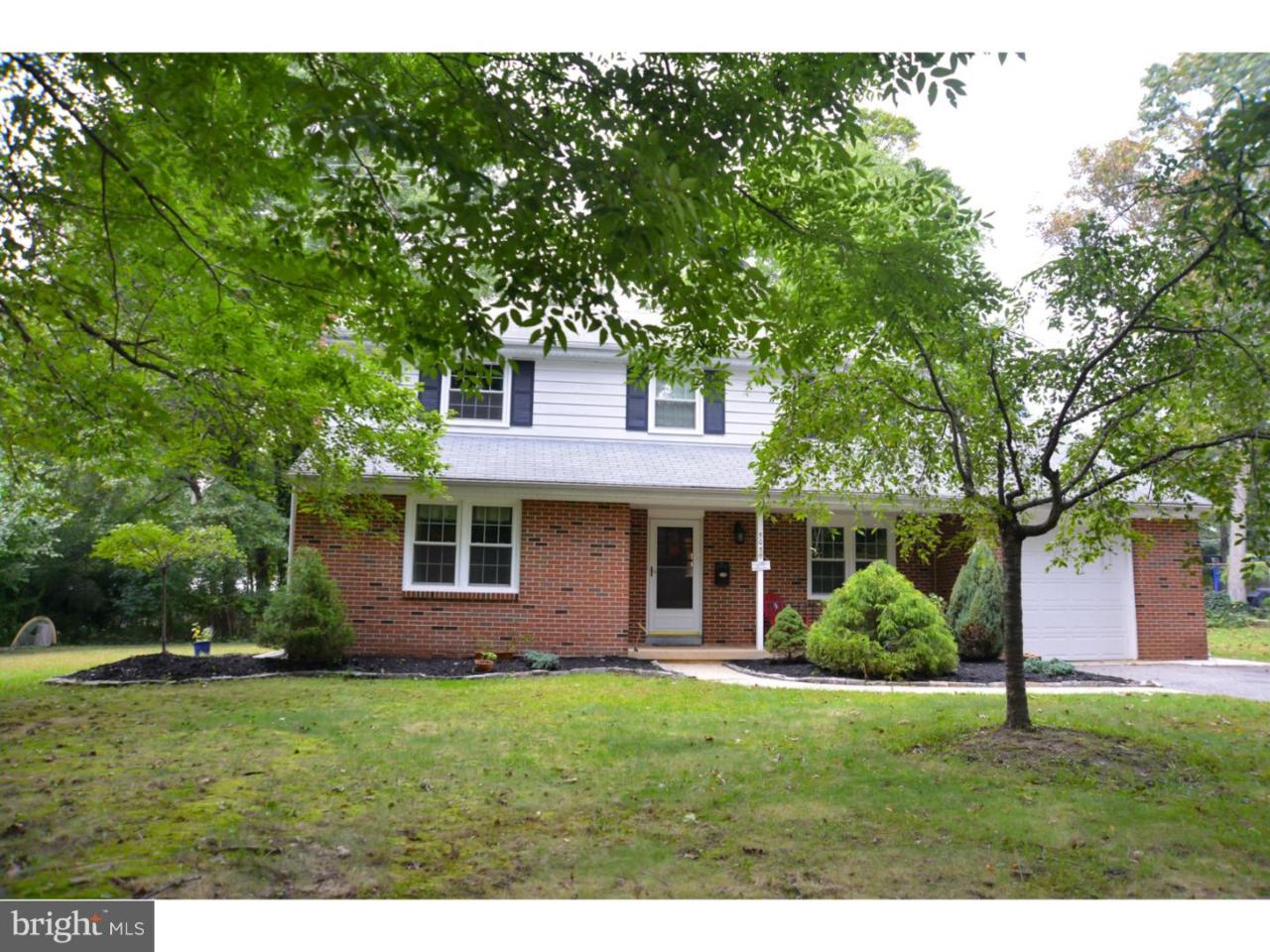 505 Elm Street - Photo 1