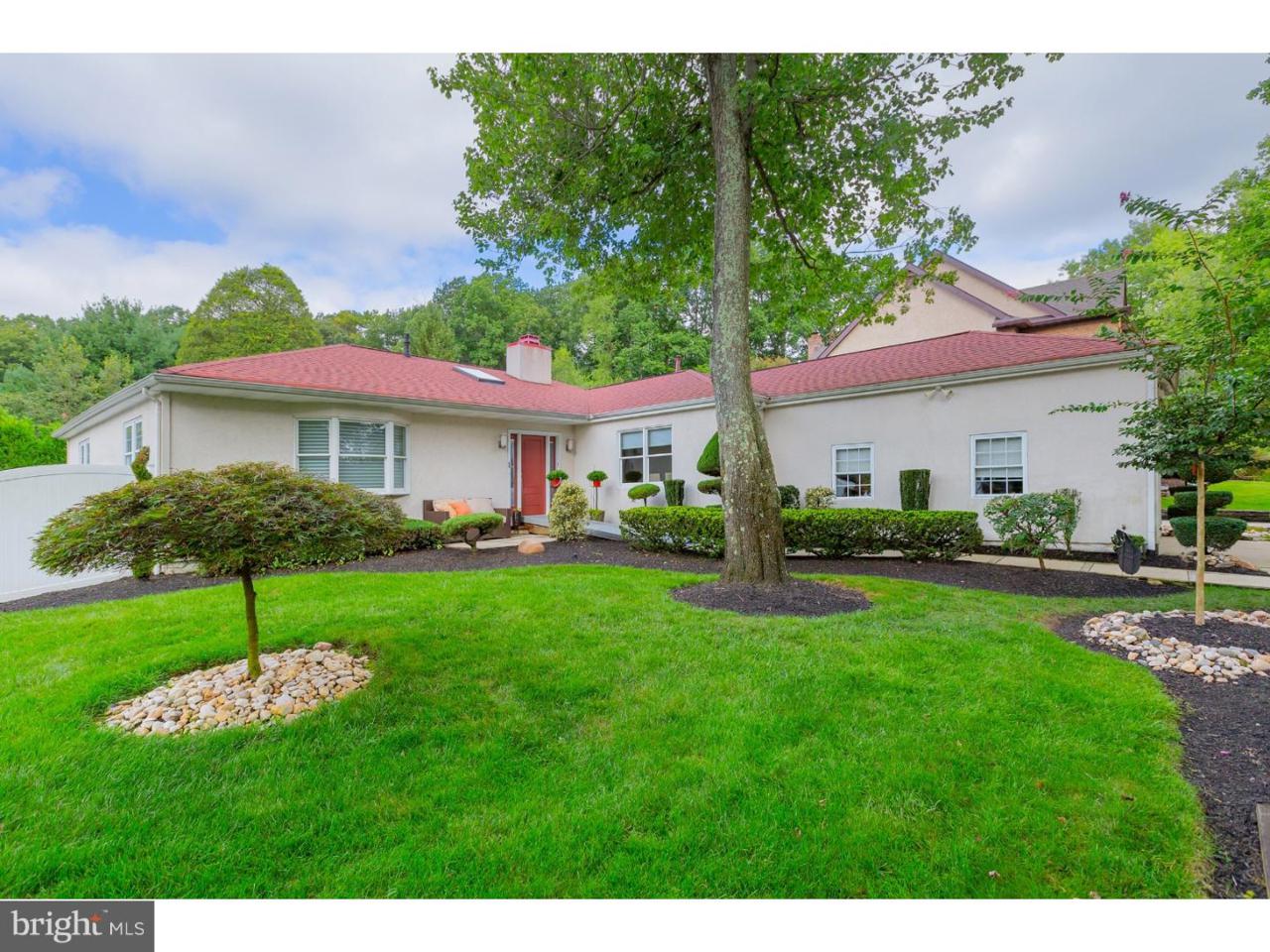 88 Harrowgate Drive - Photo 1