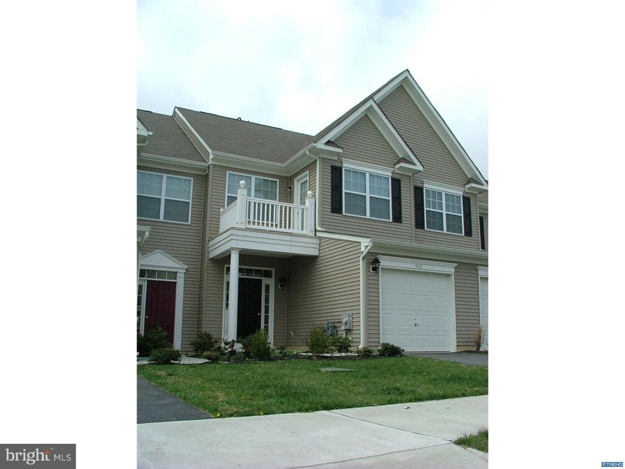 942 Landsdowne Drive - Photo 1