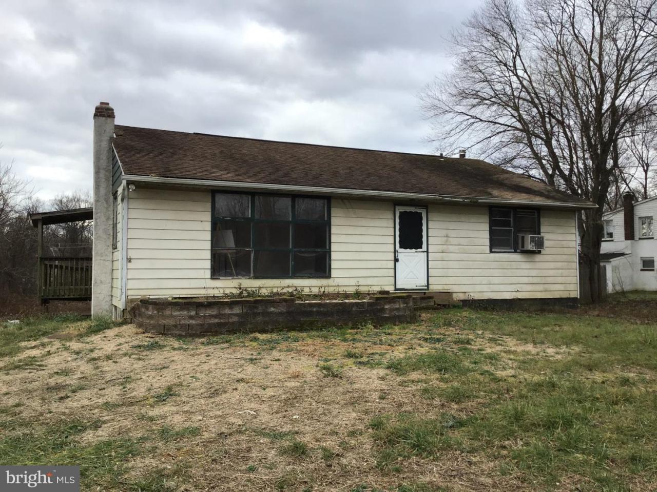 6019 West Chester Pike - Photo 1