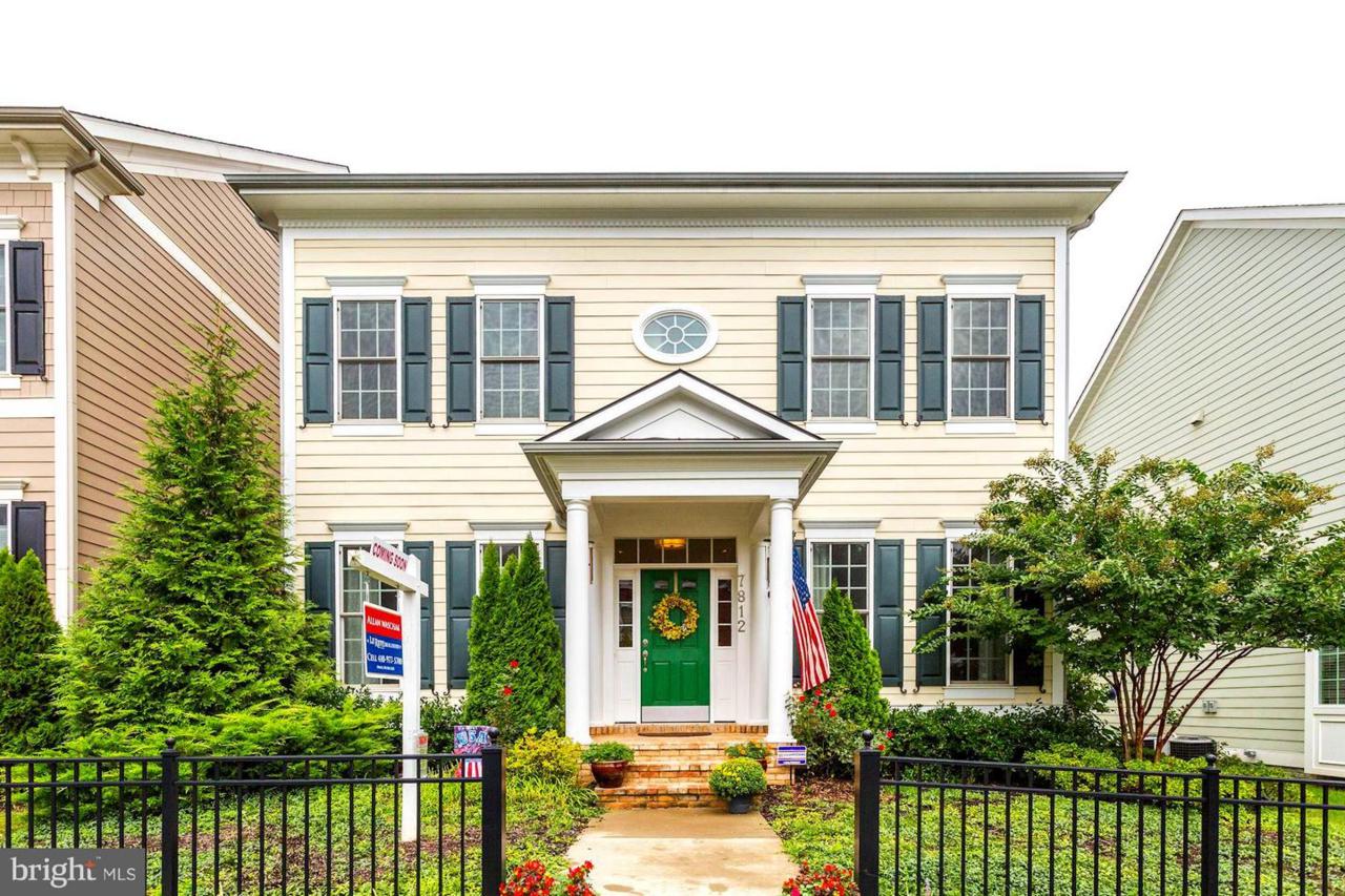 7812 Blue Ribbon Street - Photo 1