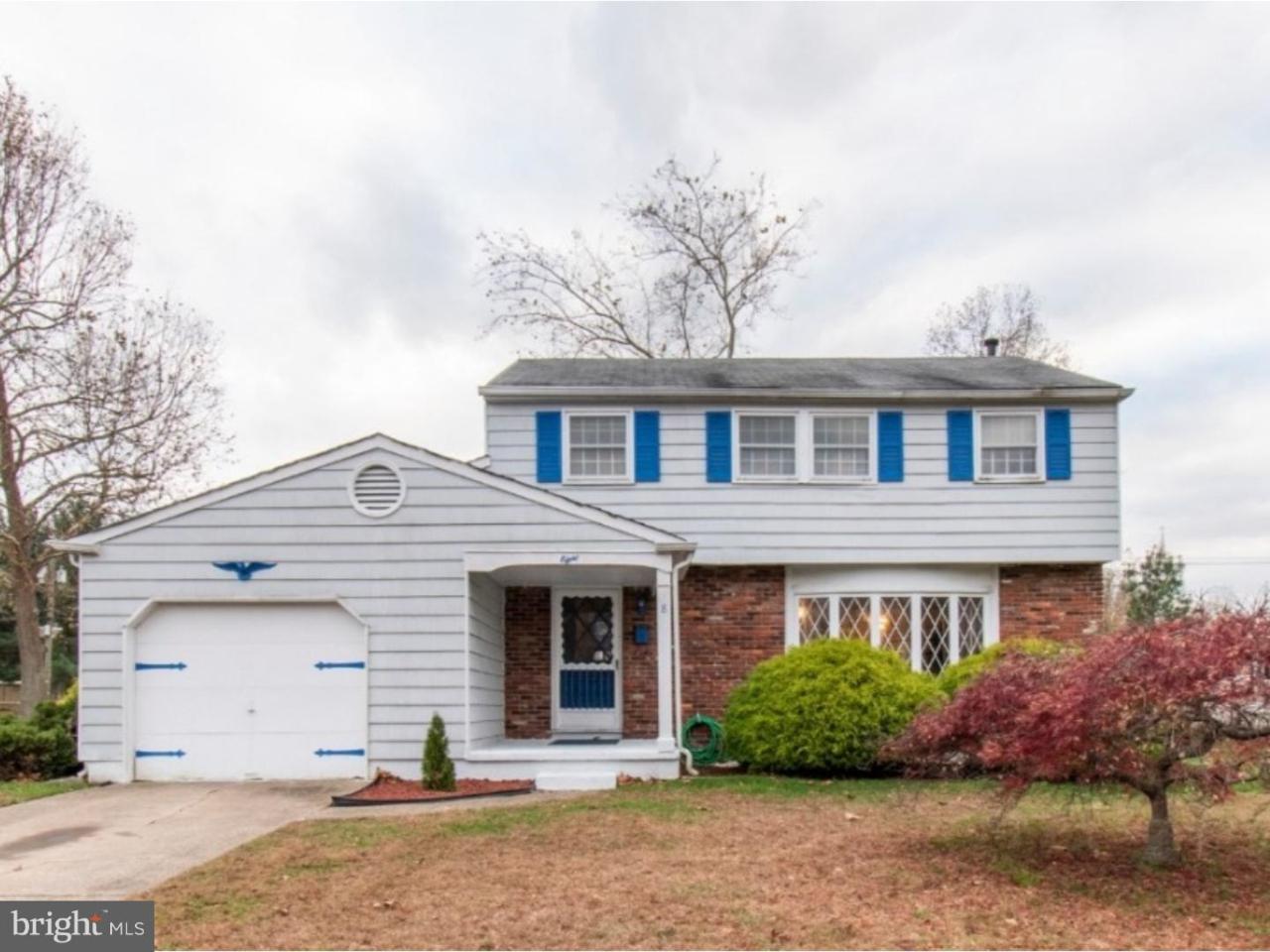 8 Hampshire Avenue - Photo 1