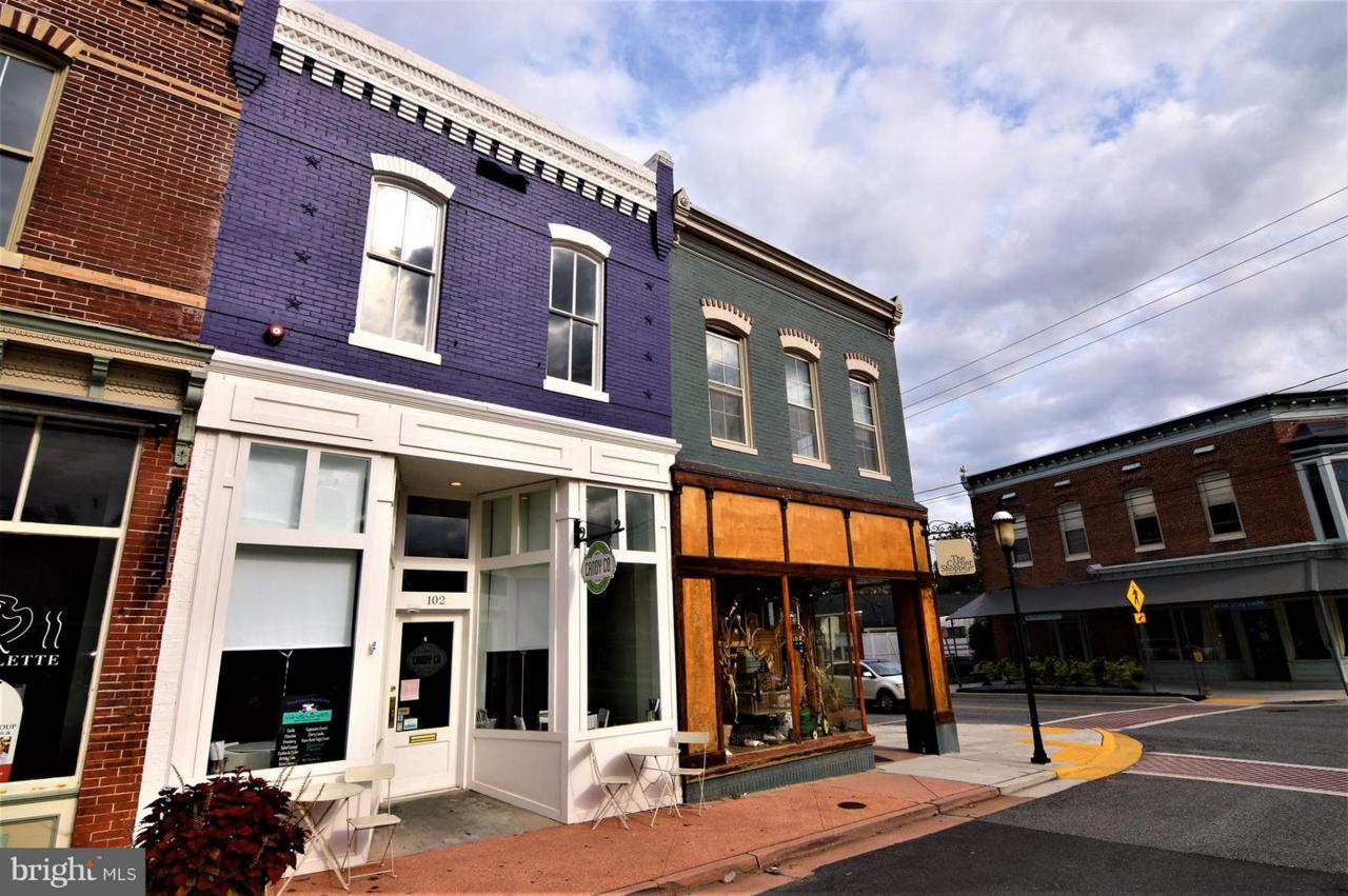 102 Green Street - Photo 1