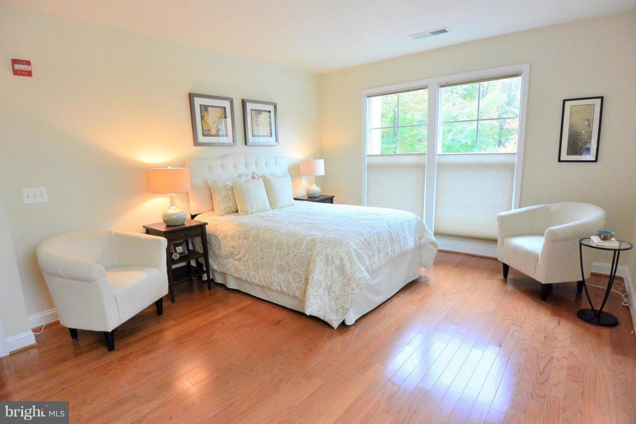 2905 Saintsbury Plaza - Photo 1
