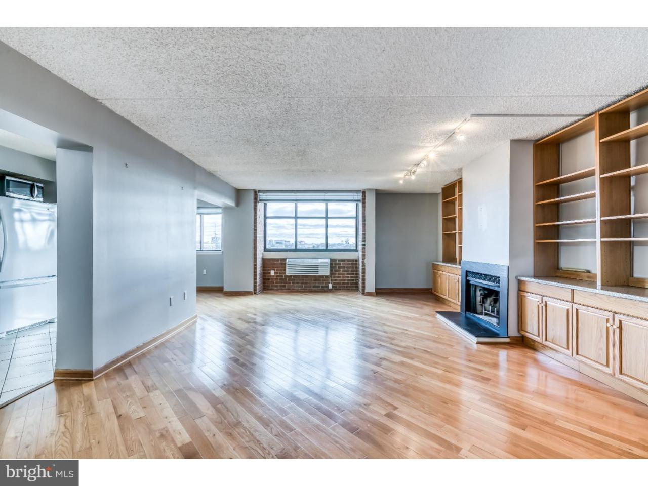 200-10 Lombard Street - Photo 1