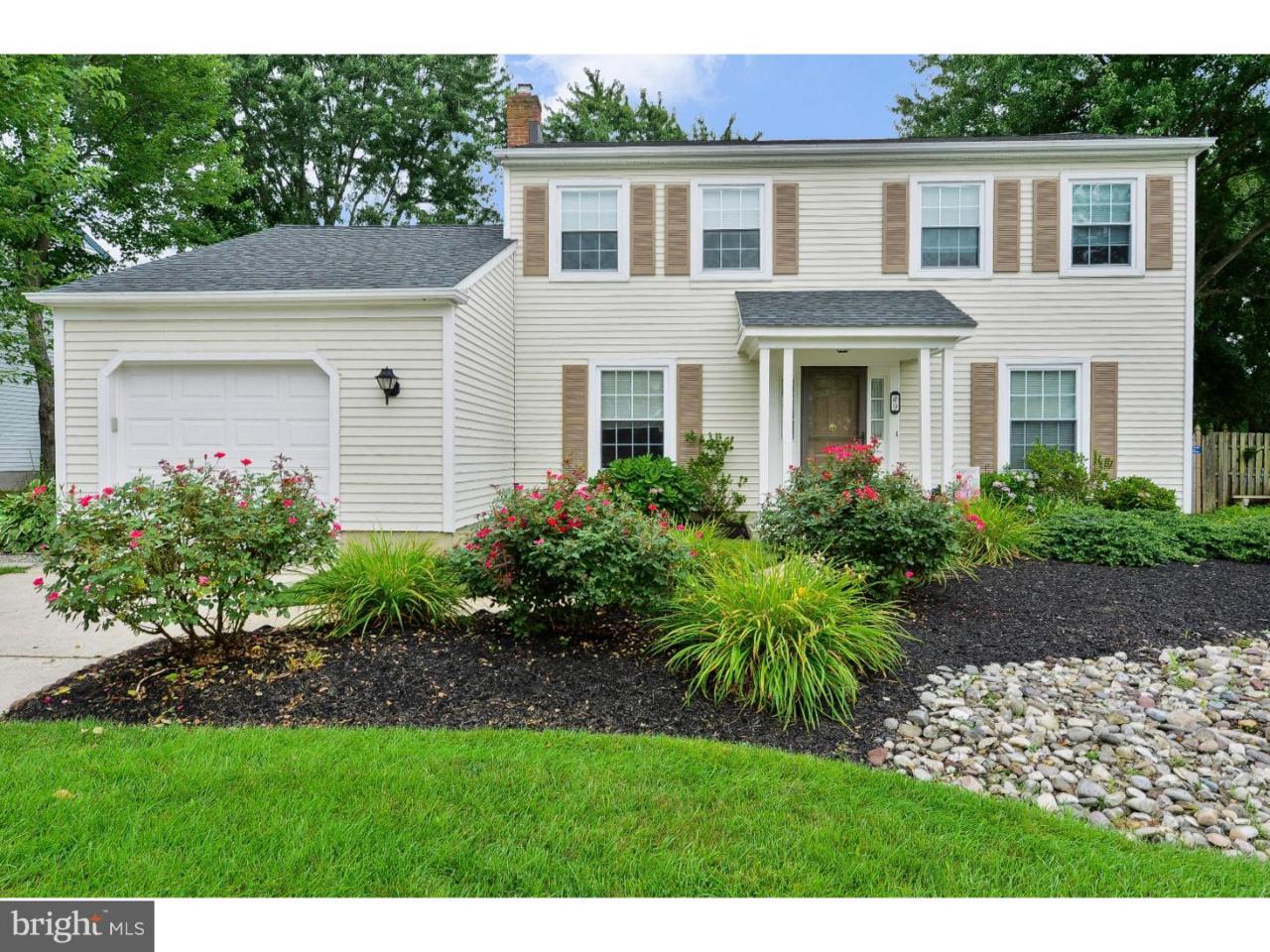 9 Utica Road - Photo 1
