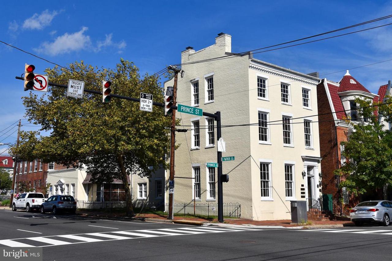 919 Prince Street - Photo 1
