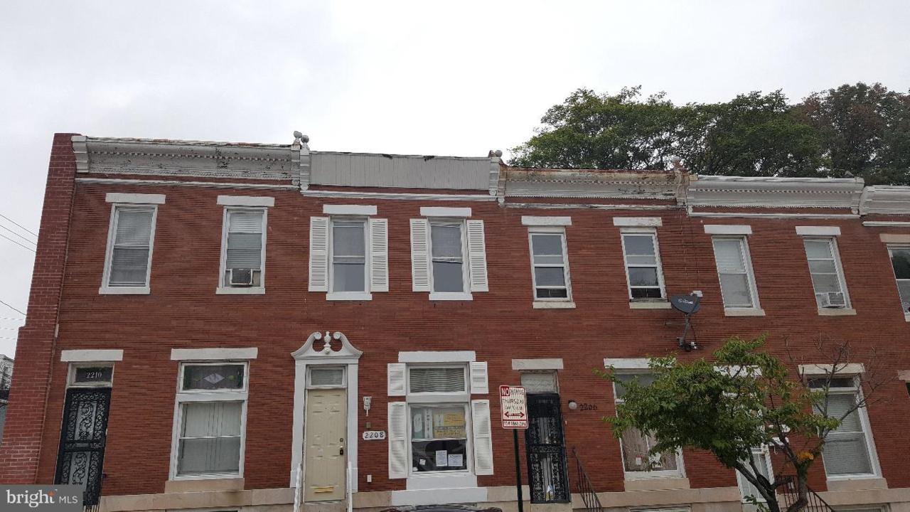2208 Westwood Avenue - Photo 1