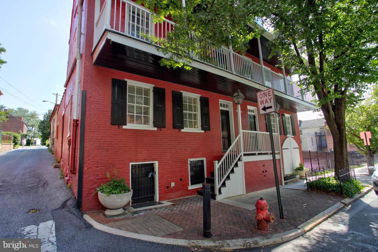 20-22 Vine Street - Photo 1