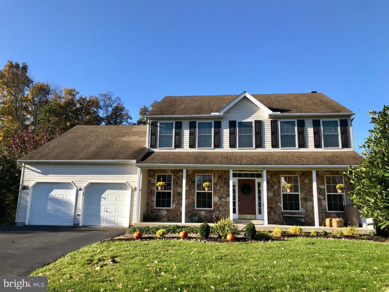 115 Crescent Drive - Photo 1