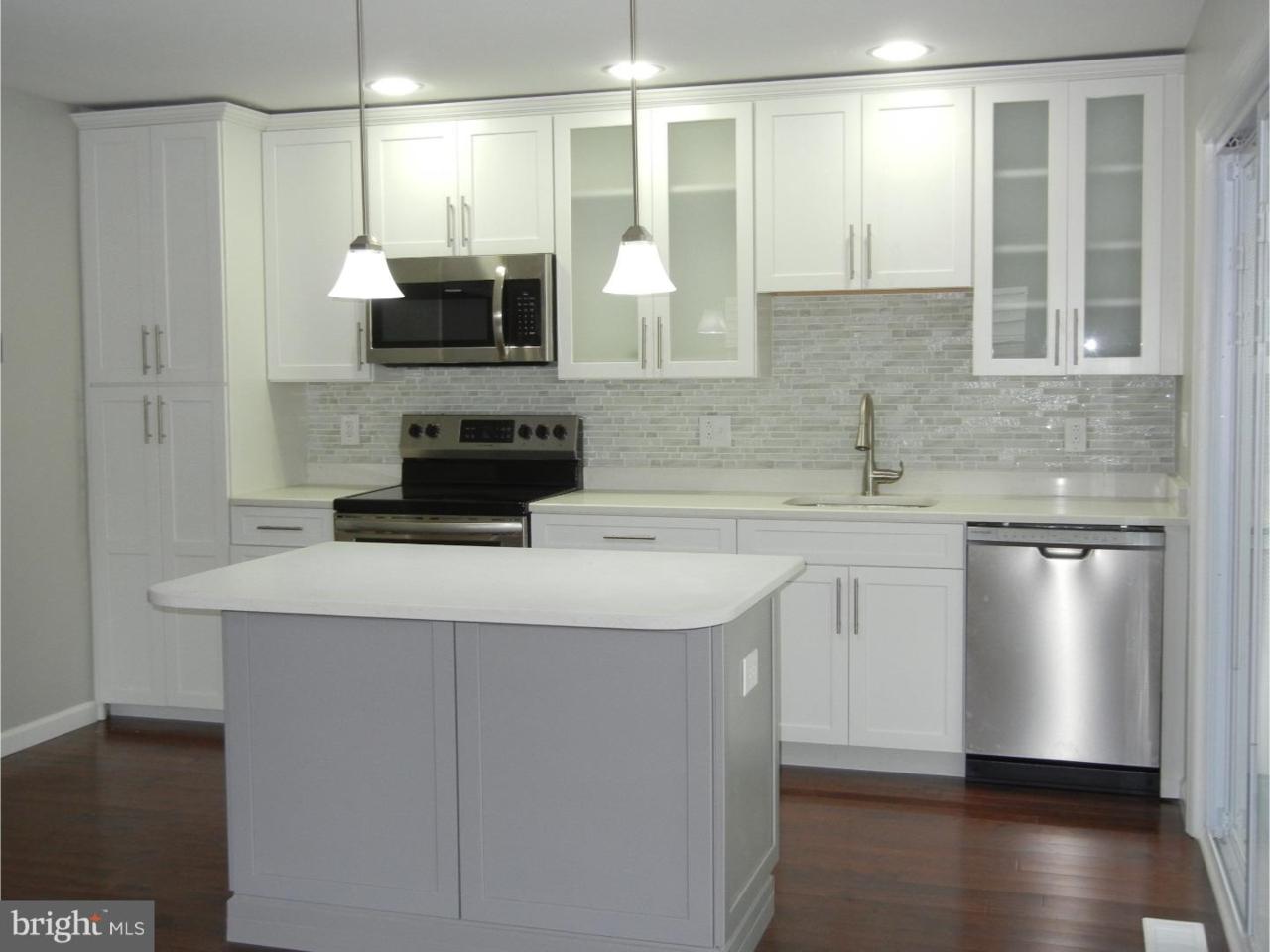 1008 Tampa Avenue - Photo 1