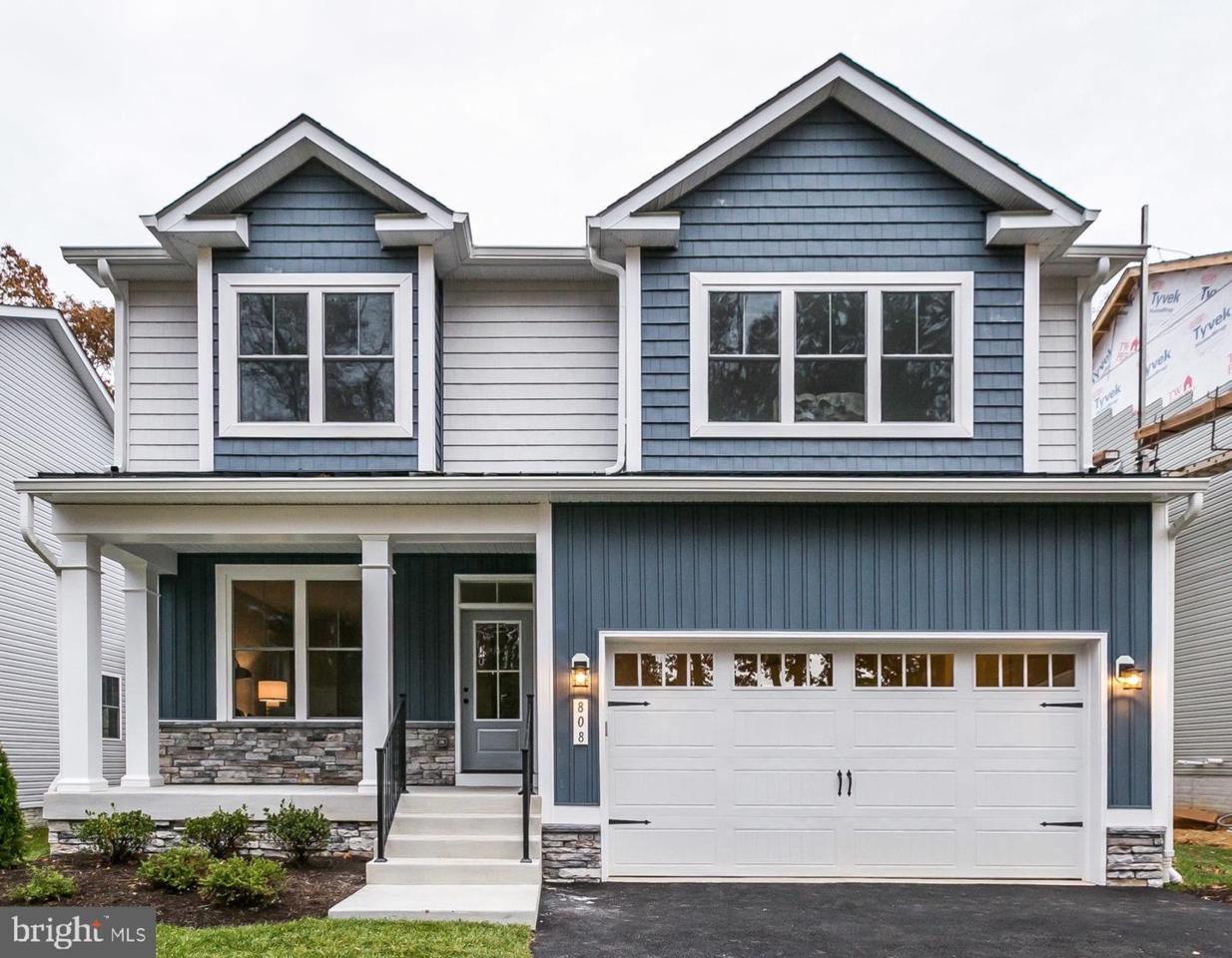 808 Lynwood Lane - Photo 1