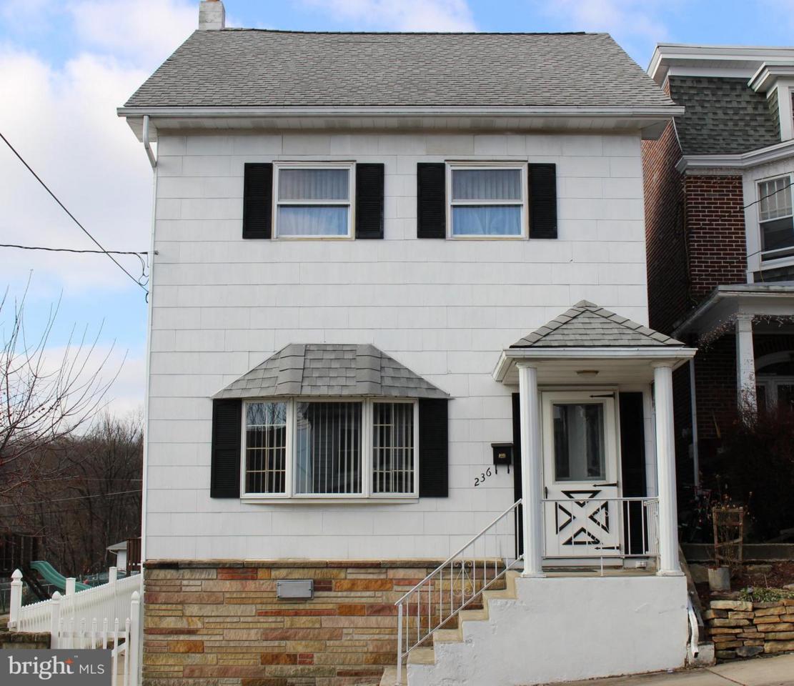 236 Lehigh Street - Photo 1