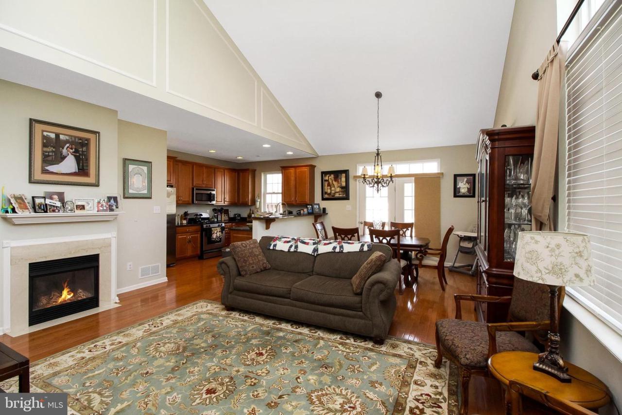 1 Shire Court - Photo 1