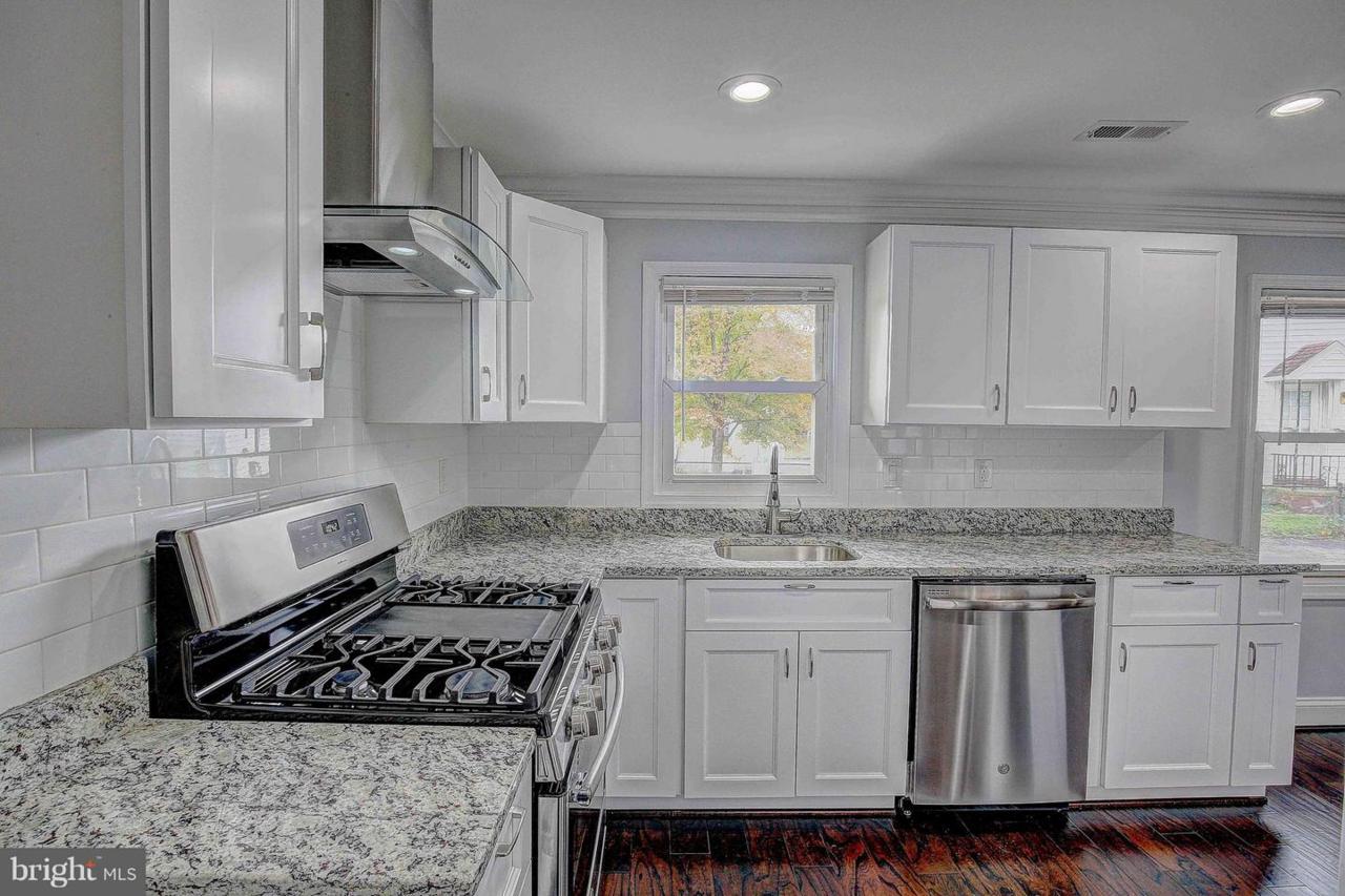 207 Nursery Road - Photo 1