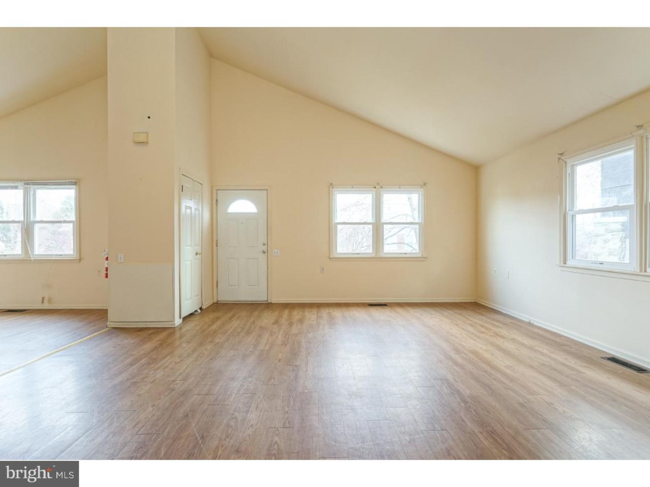 5916 Hutchinson Street - Photo 1