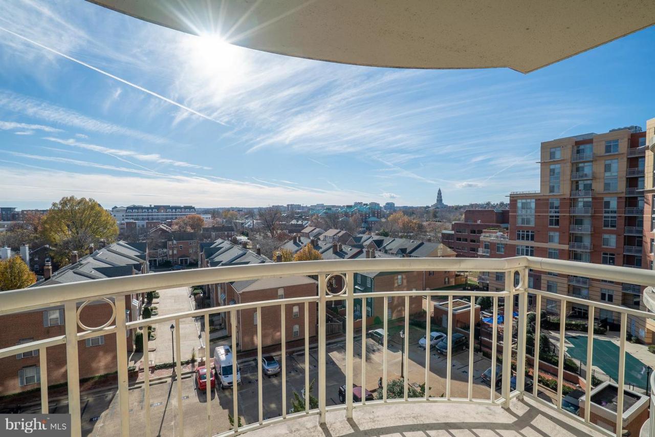 1200 Braddock Place - Photo 1