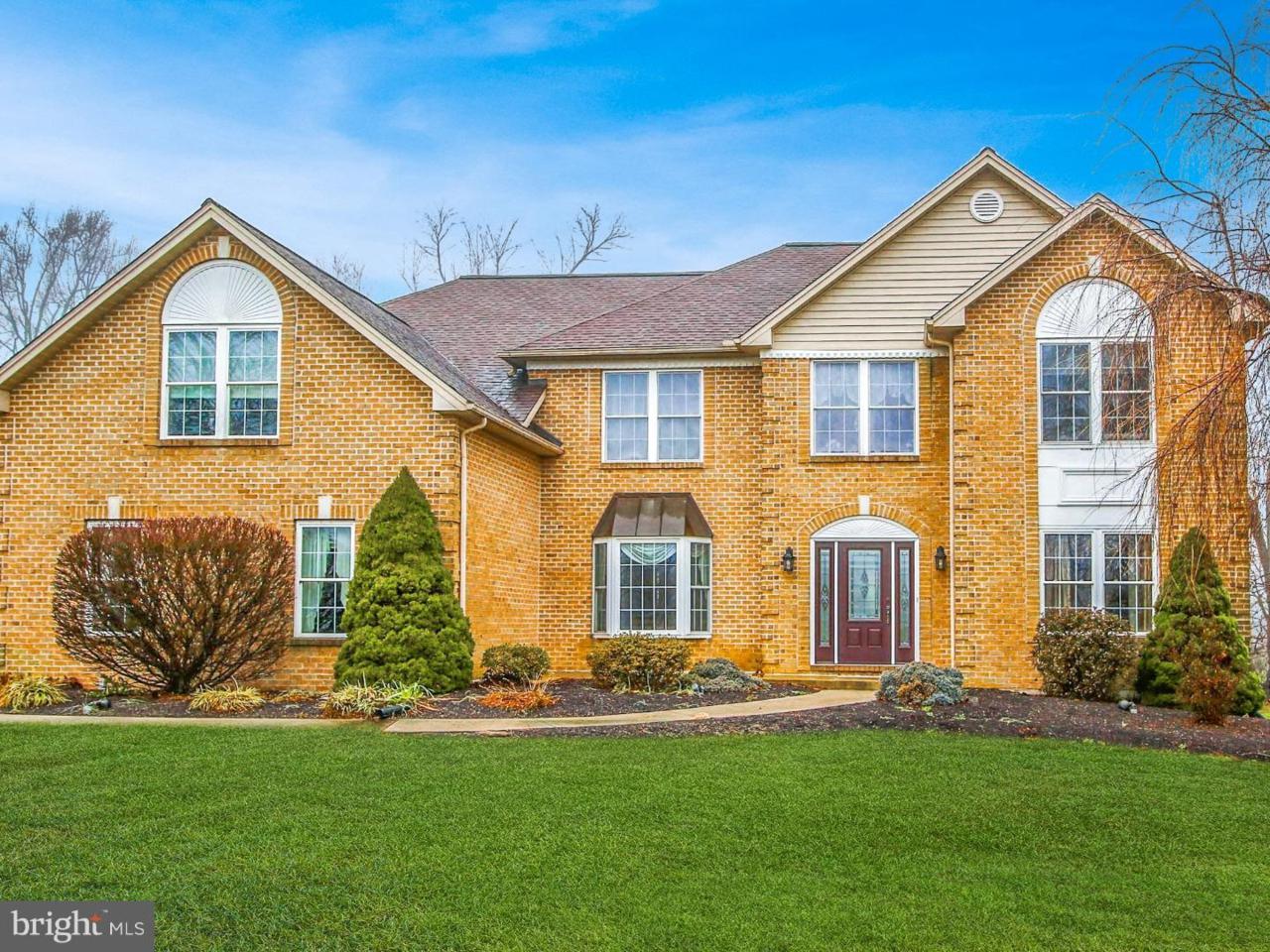 111 Mallard Drive - Photo 1