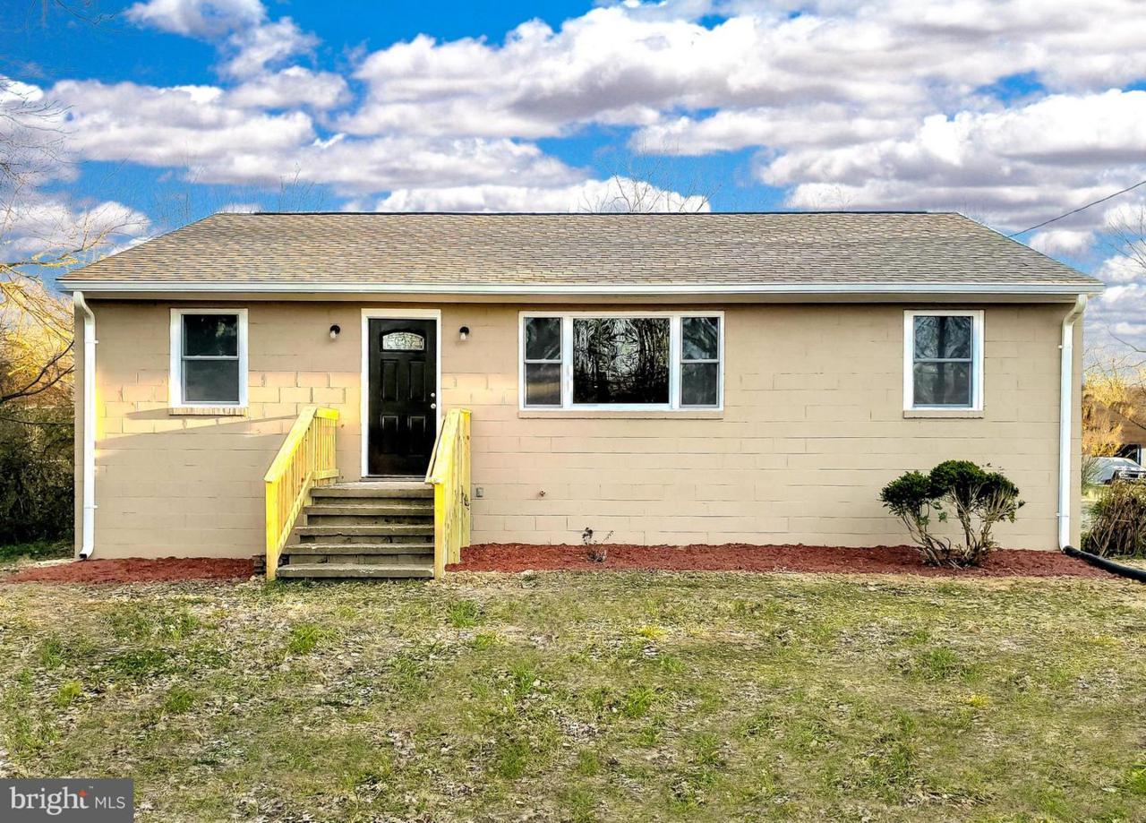 16300 Milford Street - Photo 1