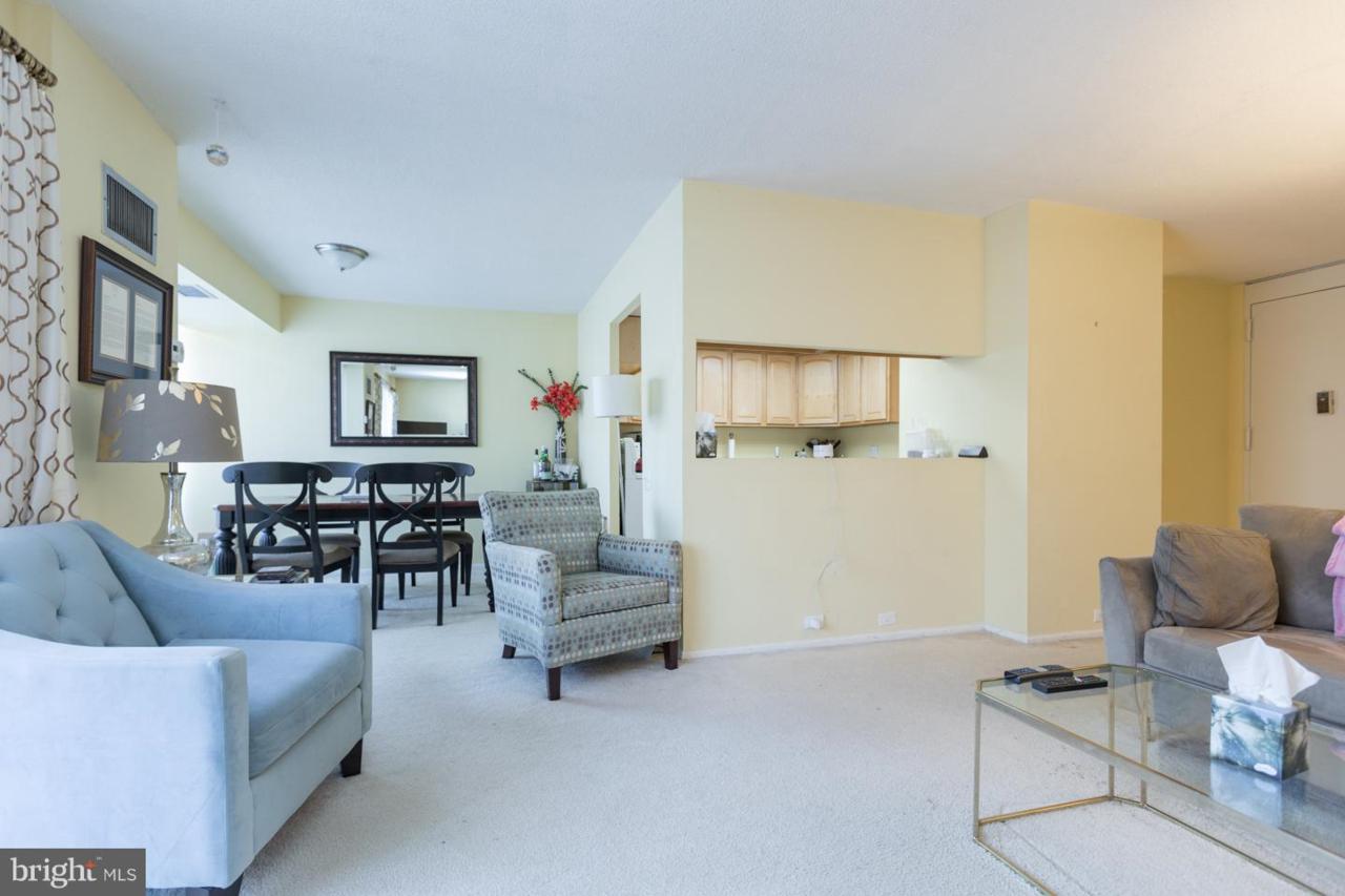 1326-42 Spruce Street - Photo 1